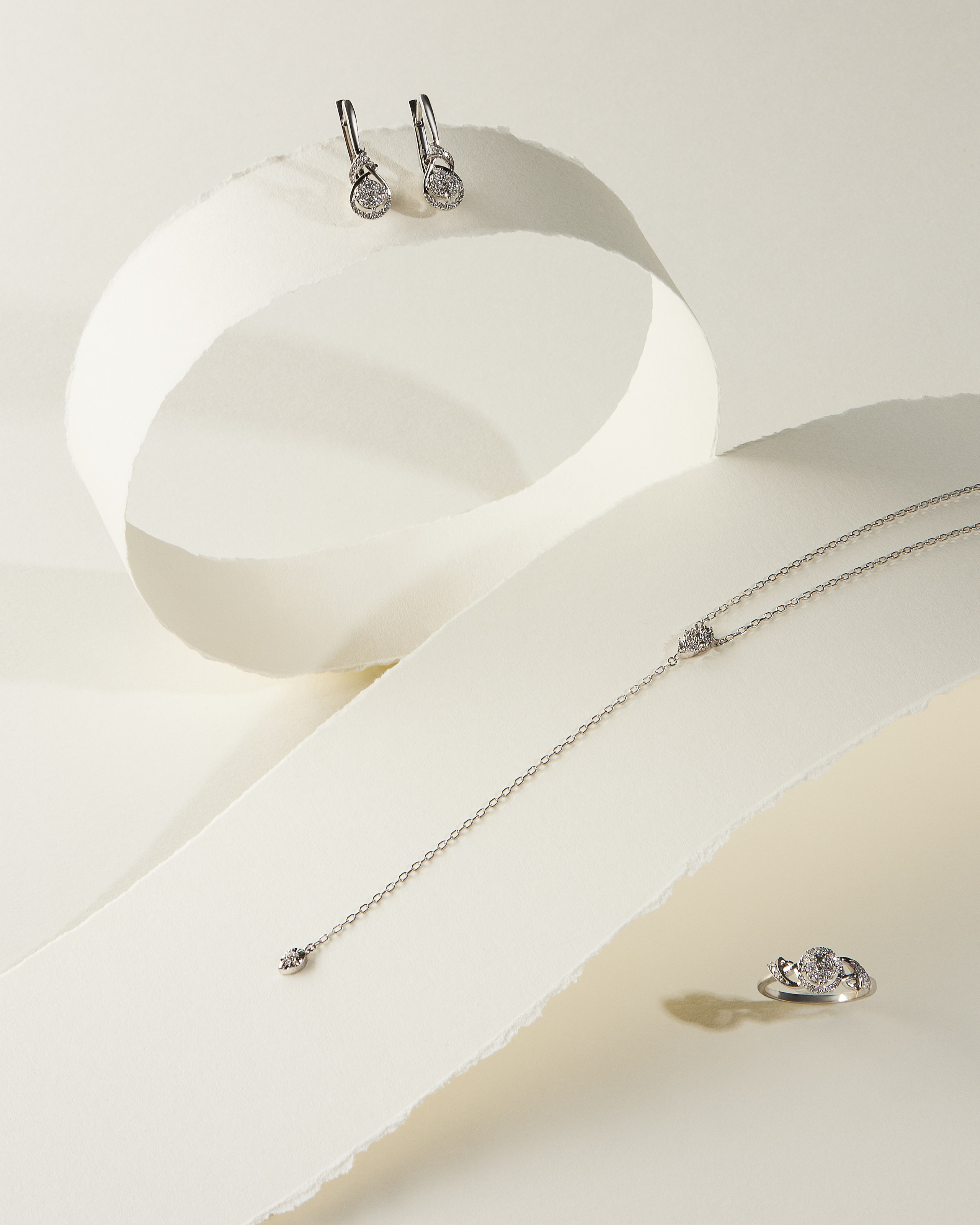 Kazakh Yuvelir. Fashion and advertising photographer