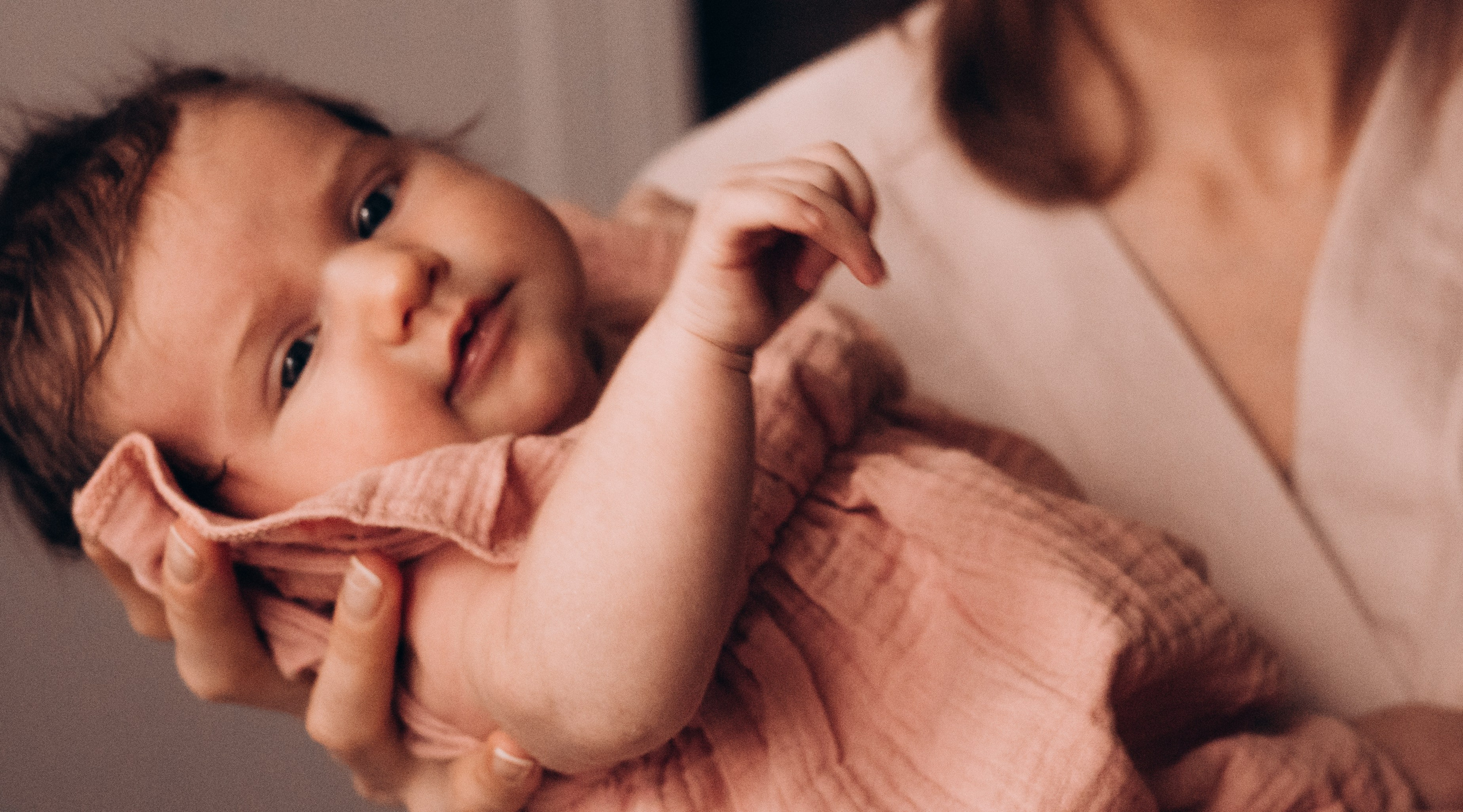 Многодетная мама. Семейный, ньюборн фотограф, фотограф на роды в Москве, Виктория Тюльдюкова