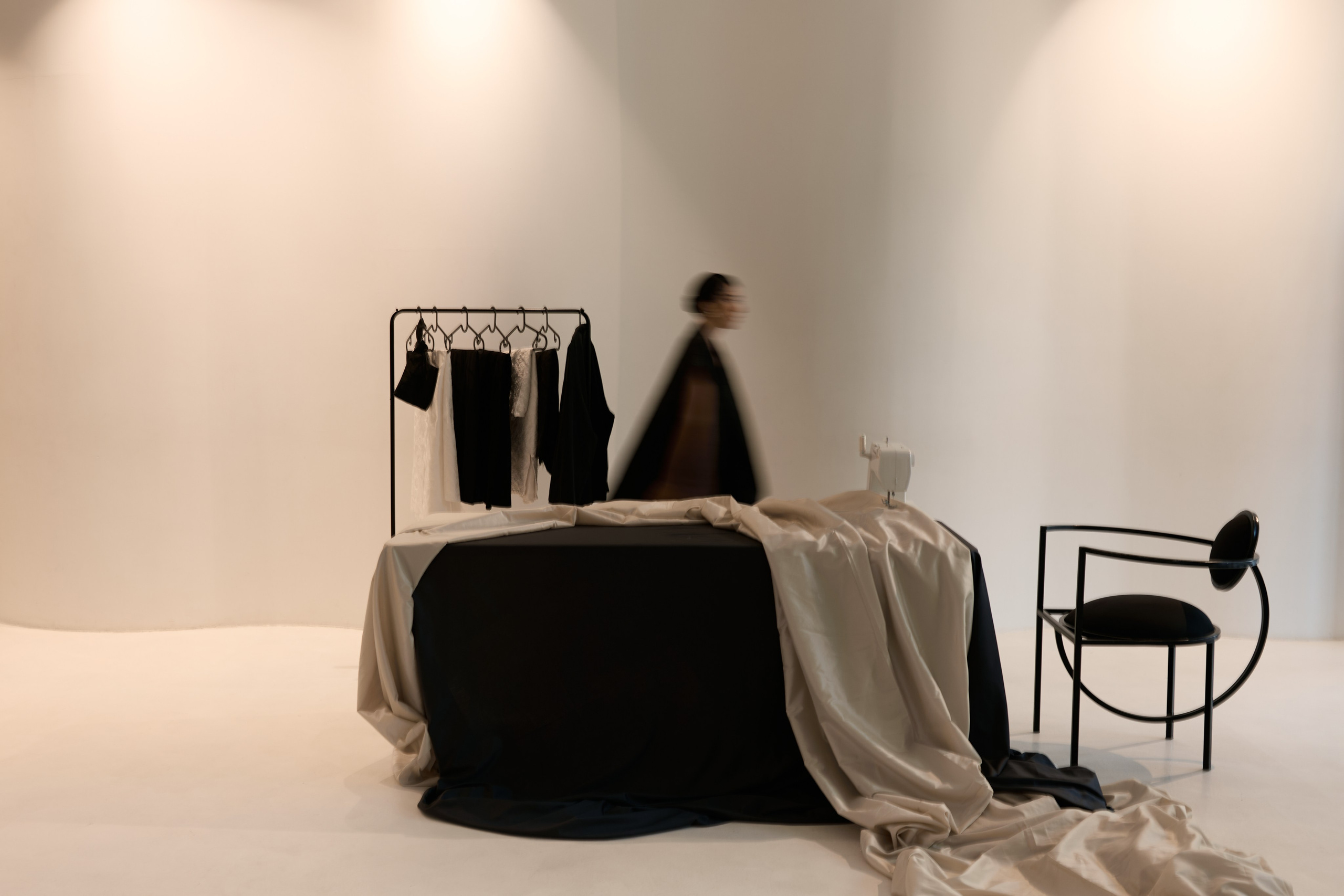 Content | Дизайнер одежды