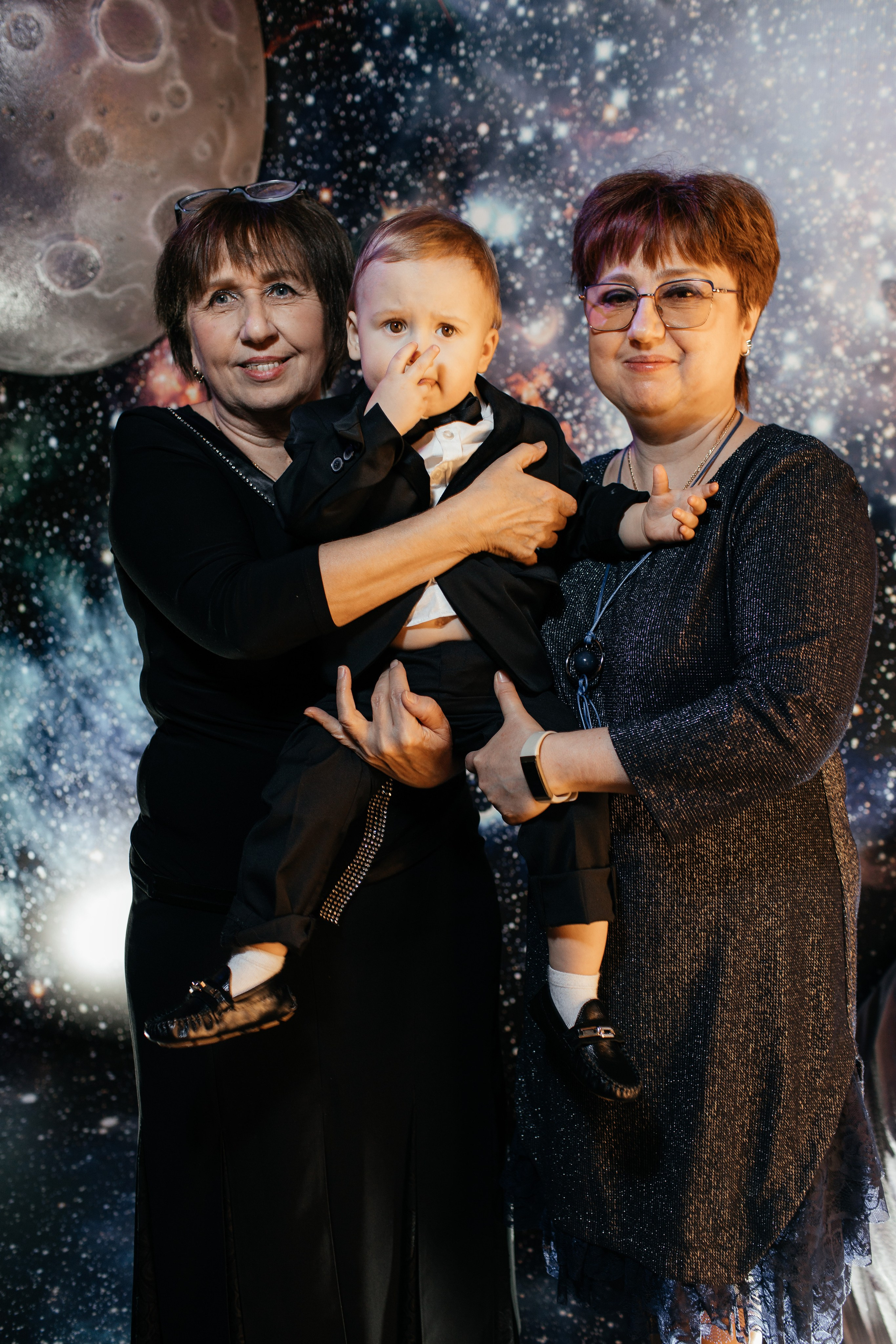 Артемий 2 года @allazemaalla. Свадебный и семейный фотограф