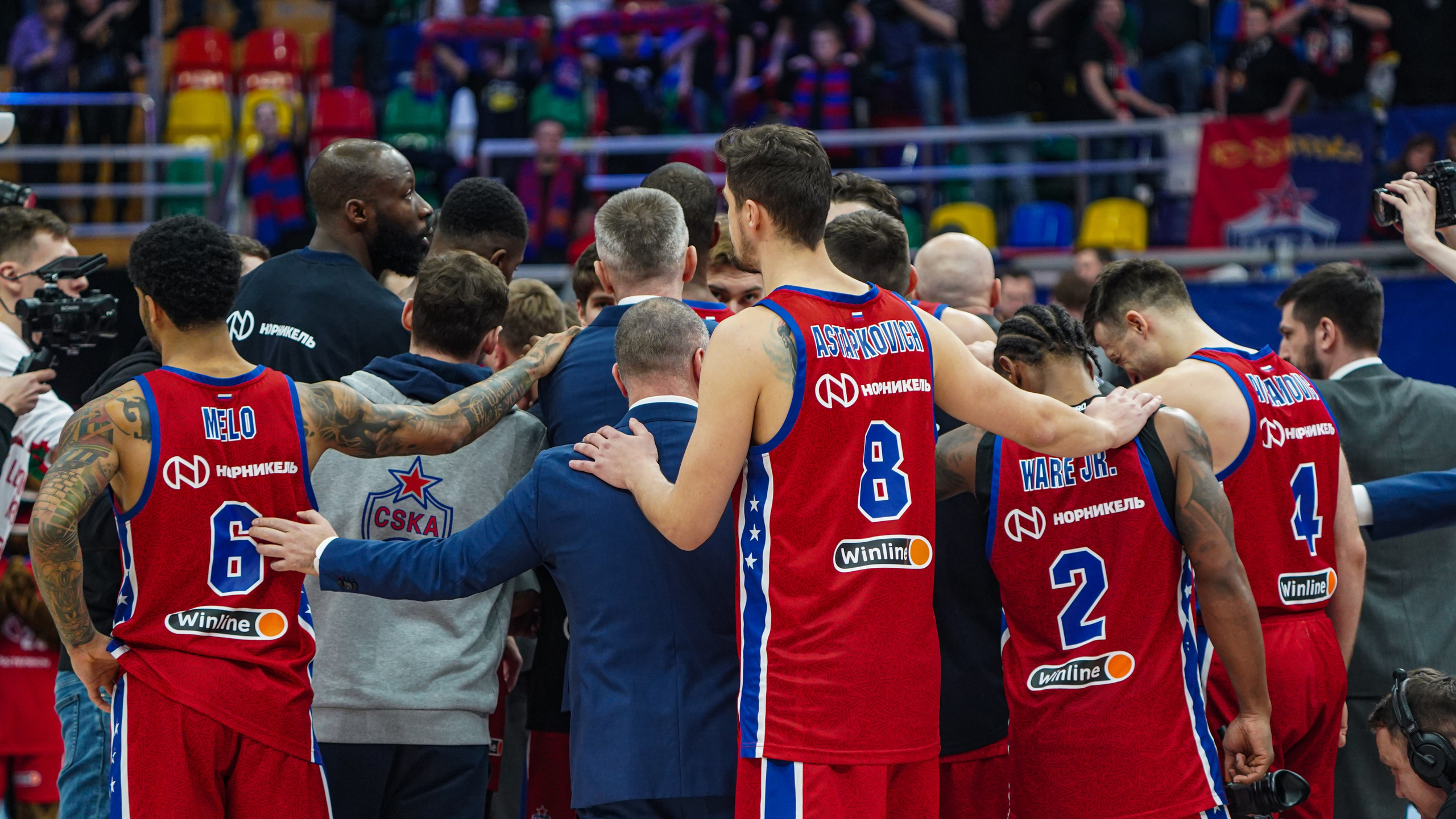 Баскетбол. ЦСКА-Локомотив Кубань (19.01.25). Автомобильный фотограф Шакая Кирилл