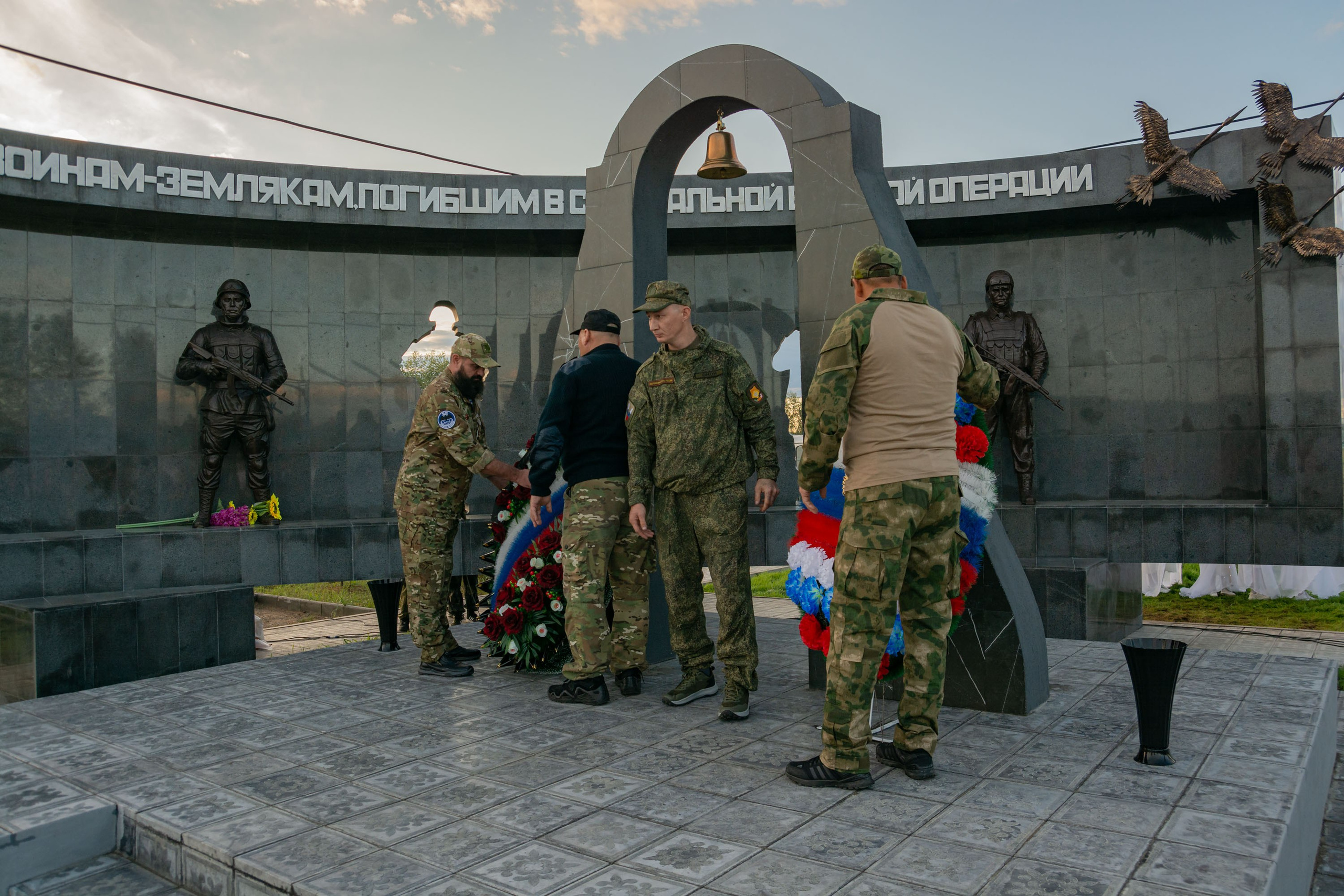 Открытие мемориального комплекса. Фотограф широкого профиля Чита-Цасучей