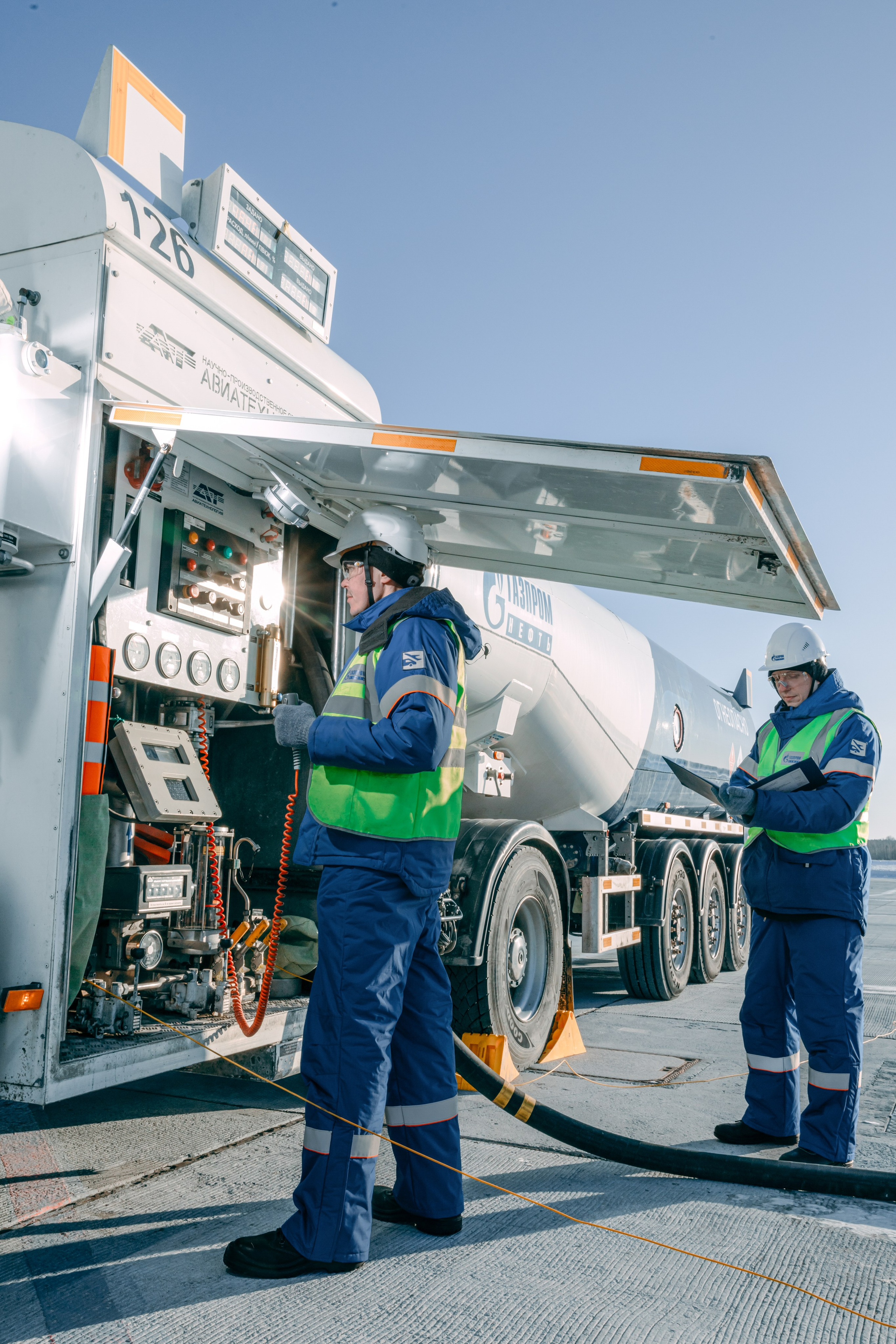 Газпромнефть Аэро. Заправка самолетов г. Тобольск. Главная