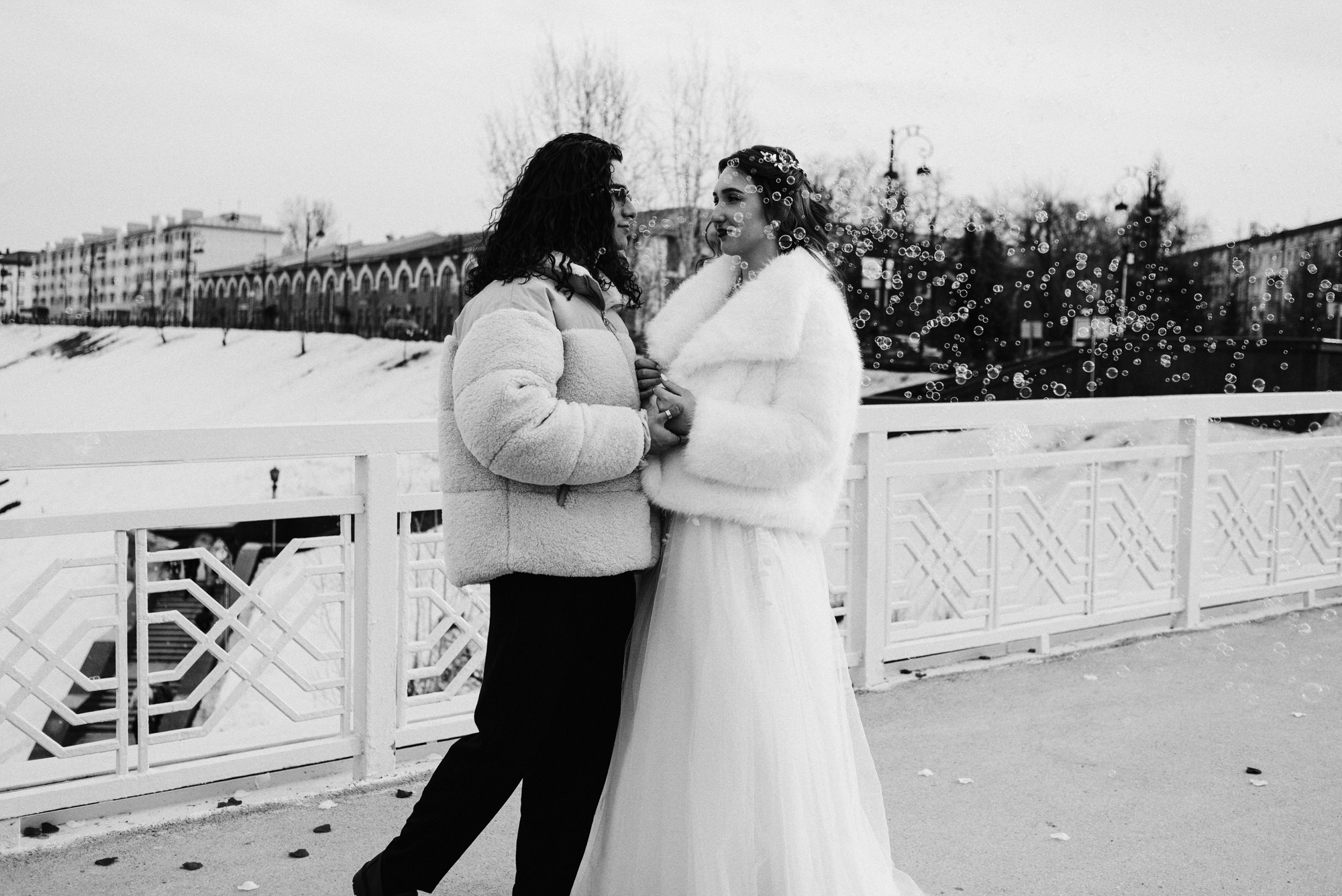 Свадебная фотосессия в Тюмени: ЗАГС, Мост Влюбленных и Монастырь | Фотограф Дарья Мустафина. Портретный фотограф Тюмень Дарья Мустафина