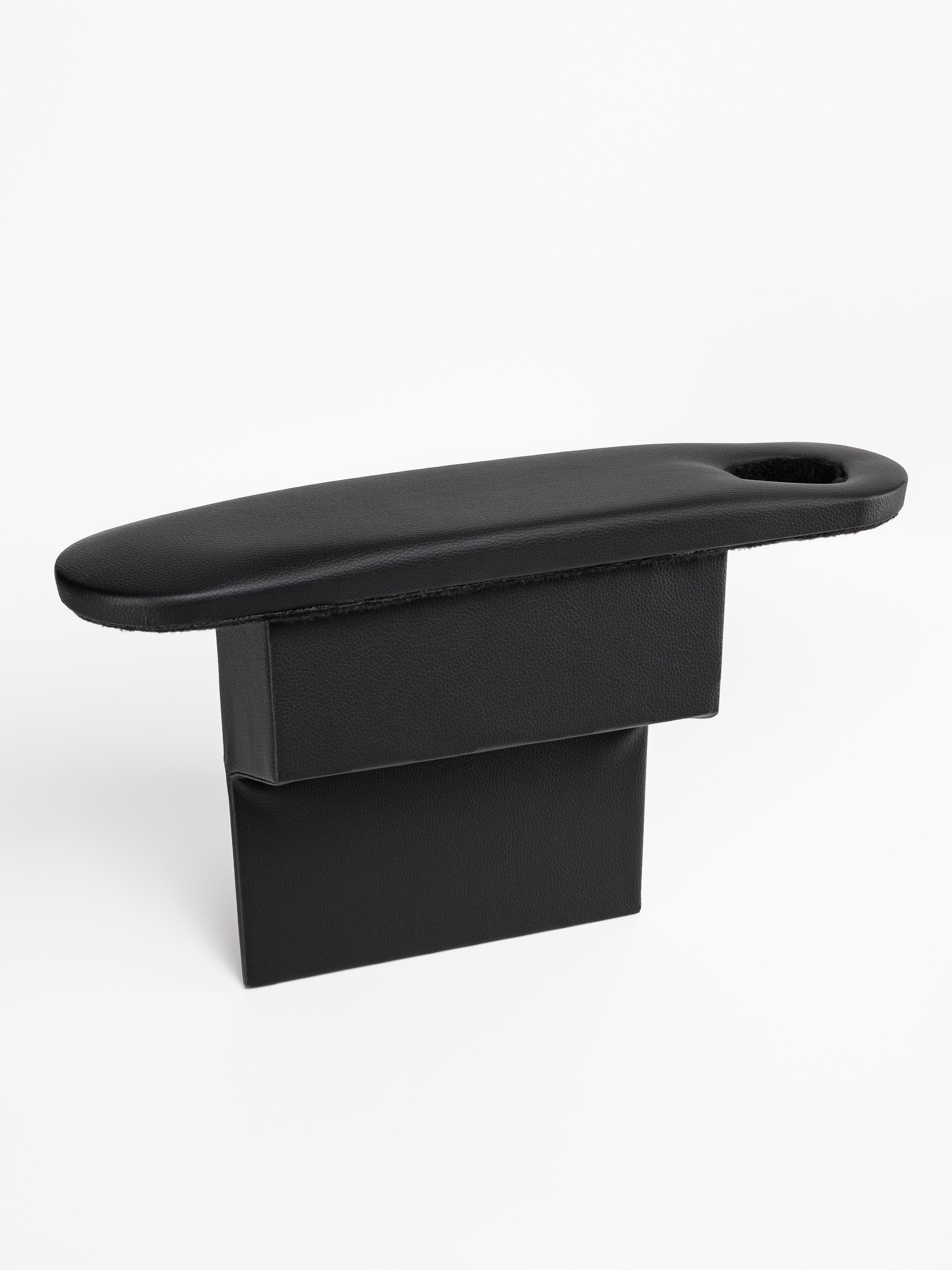 Автоподлокотники на дверь газели. Предметный фотограф, фото для маркетплейсов Пятигорск, КМВ