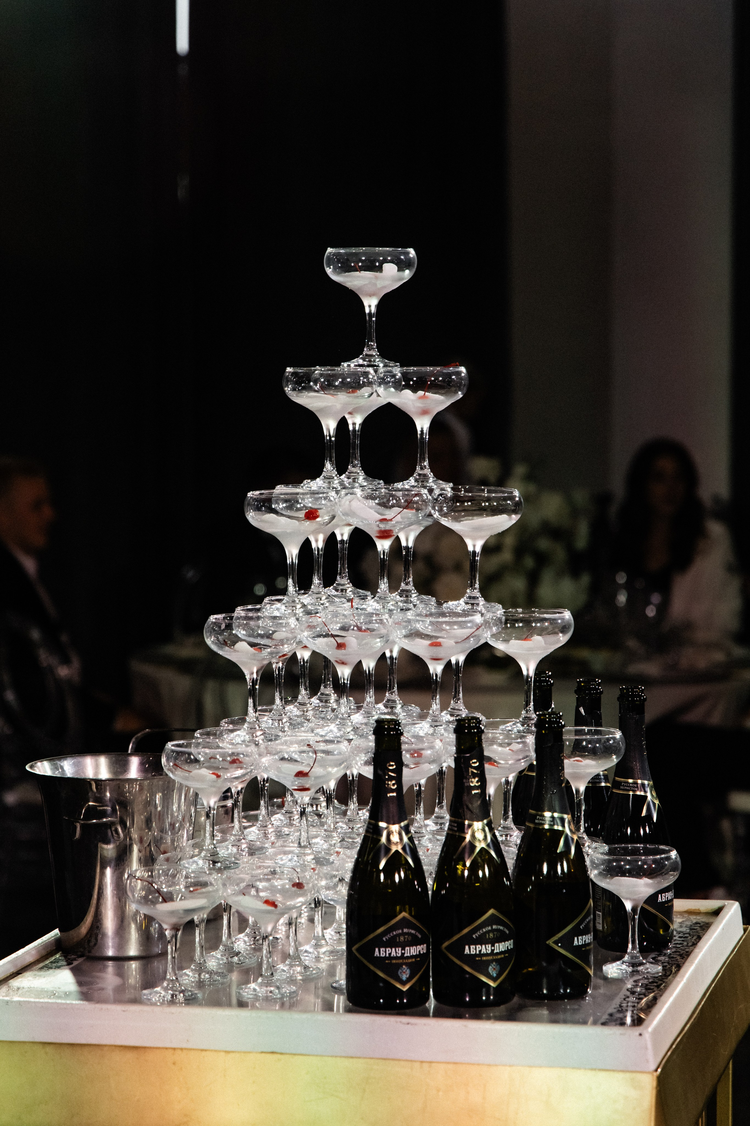 Данил и Любовь, мои фото с этого праздника. я был гость). Свадебный и семейный фотограф в г. Волхов Алексей Кочерыжкин