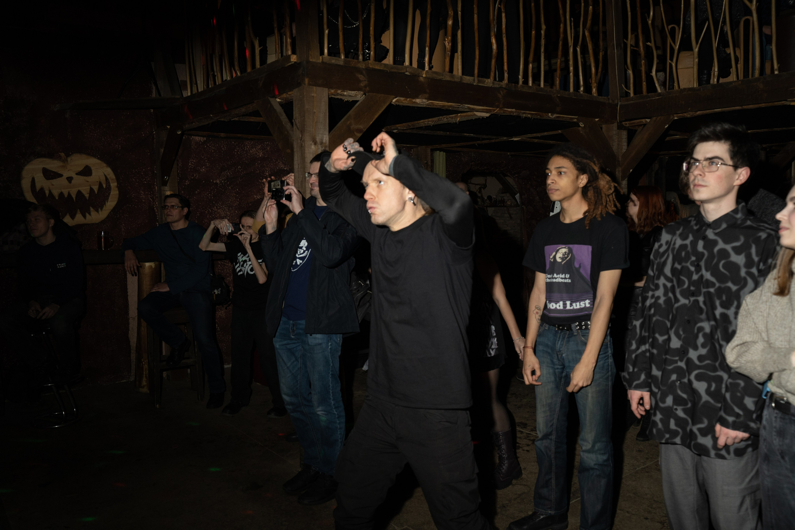 Ночь На Земле|Нора, Псков. Концертный и репортажный фотограф в Санкт-Петербурге Слава Пахомов