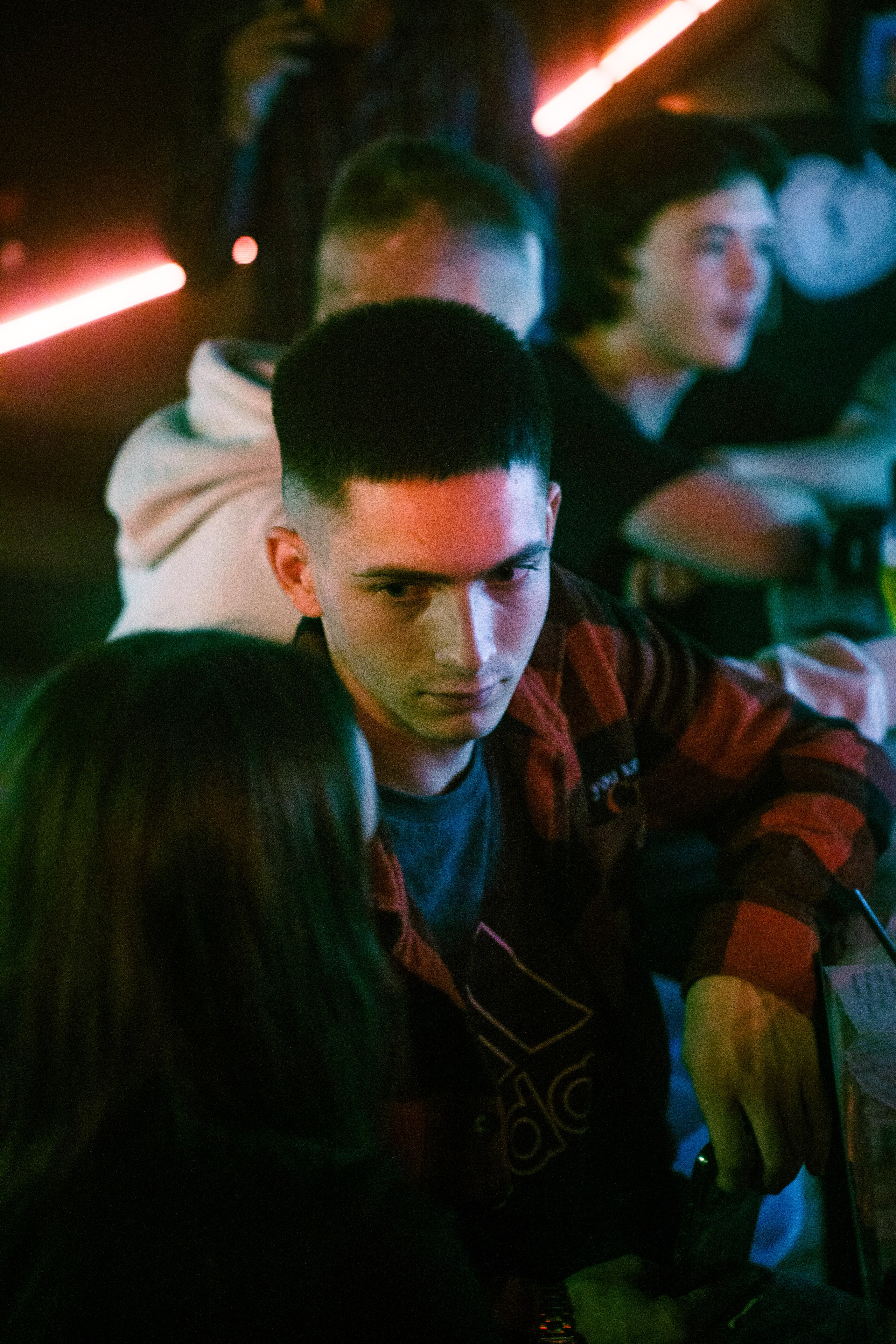 Из Сибири с любовью. Бар разбитых сердец. Концертный и репортажный фотограф в Санкт-Петербурге Слава Пахомов