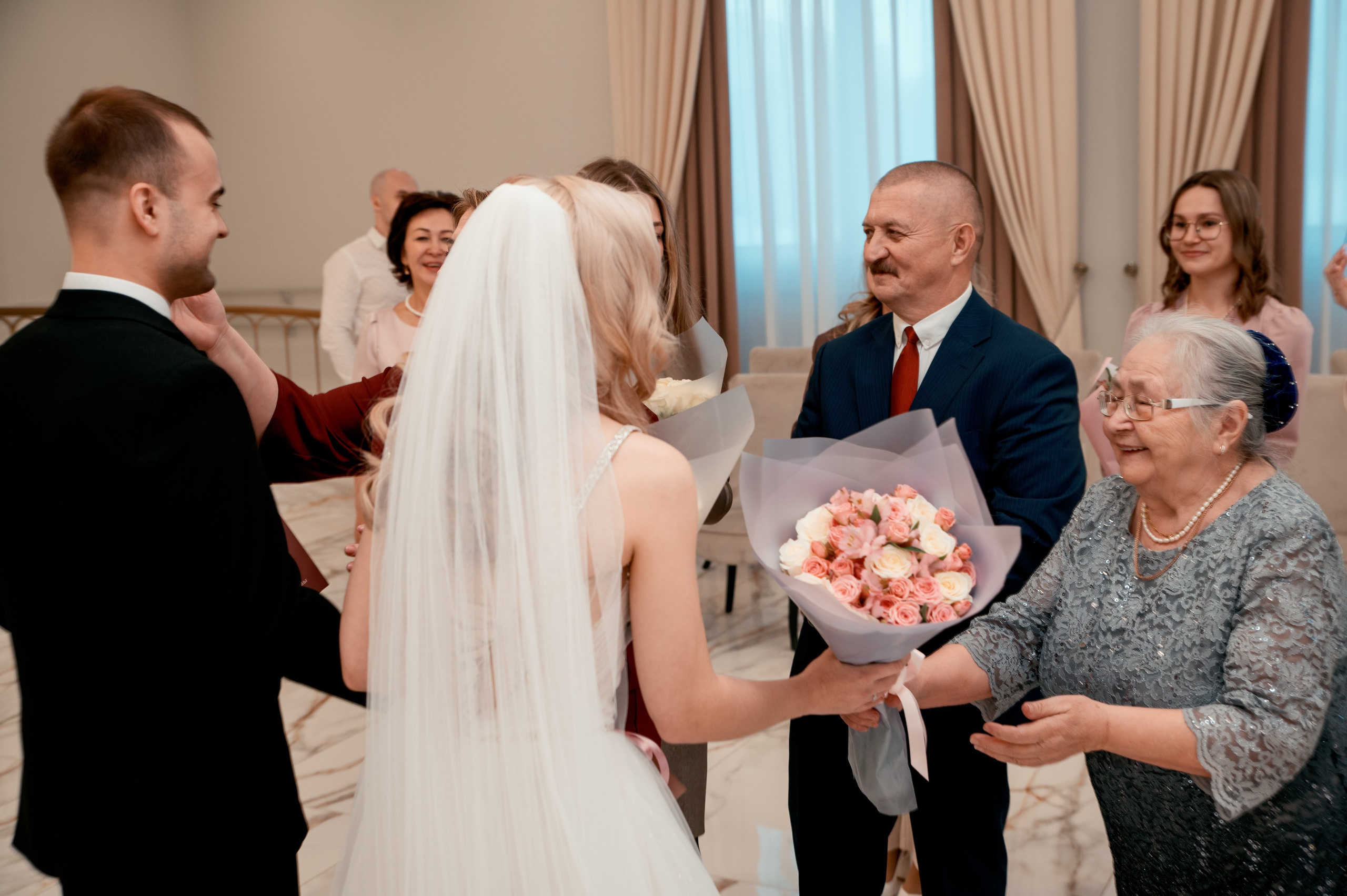 Свадебная фотосессия в Radisson Collection Hotel мск. Свадебный и портретный фотограф в Москве Жердев Даниил