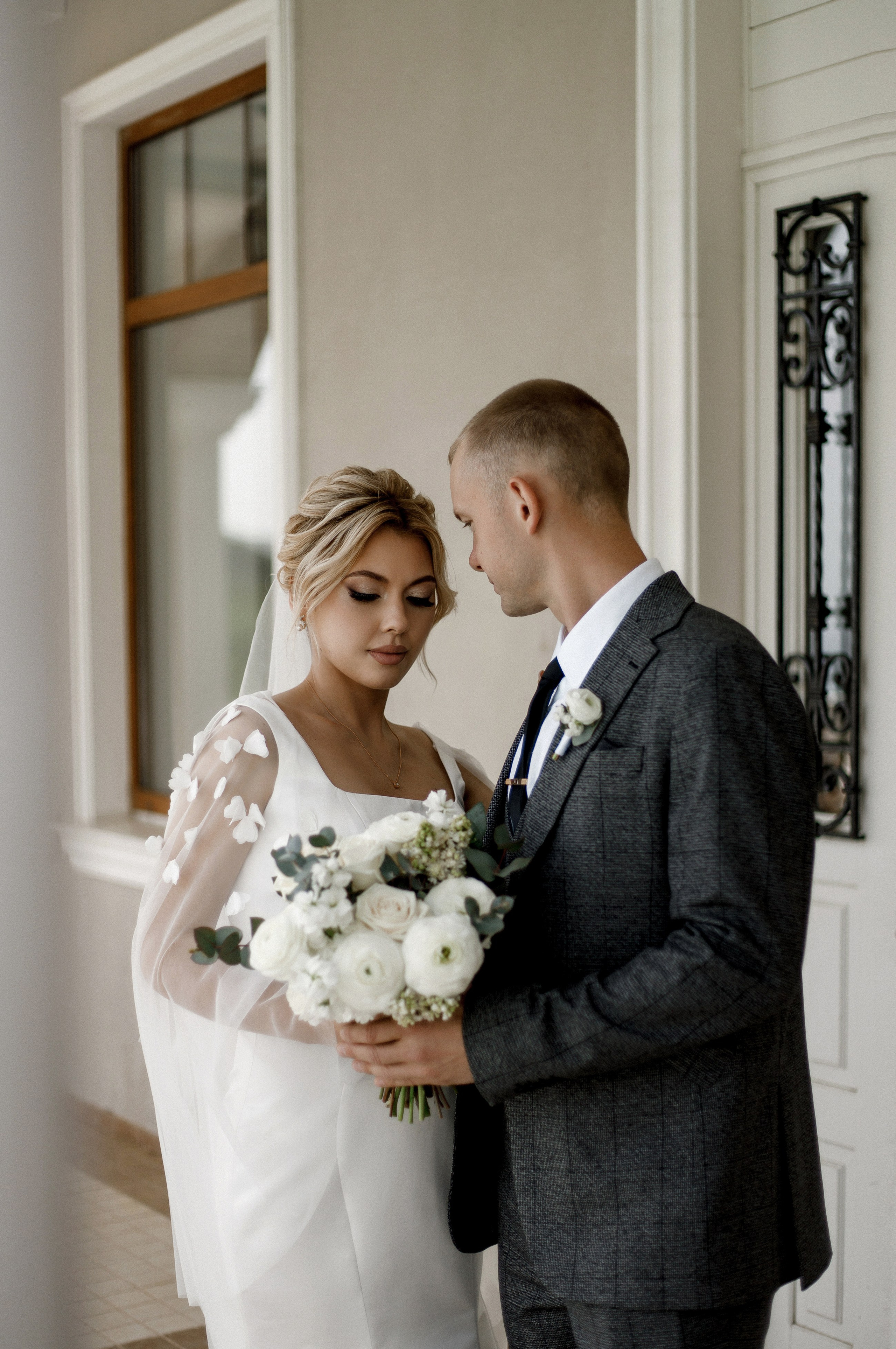 Денис и Алина. Белый замок. Фотограф Анна Лейман. Севастополь