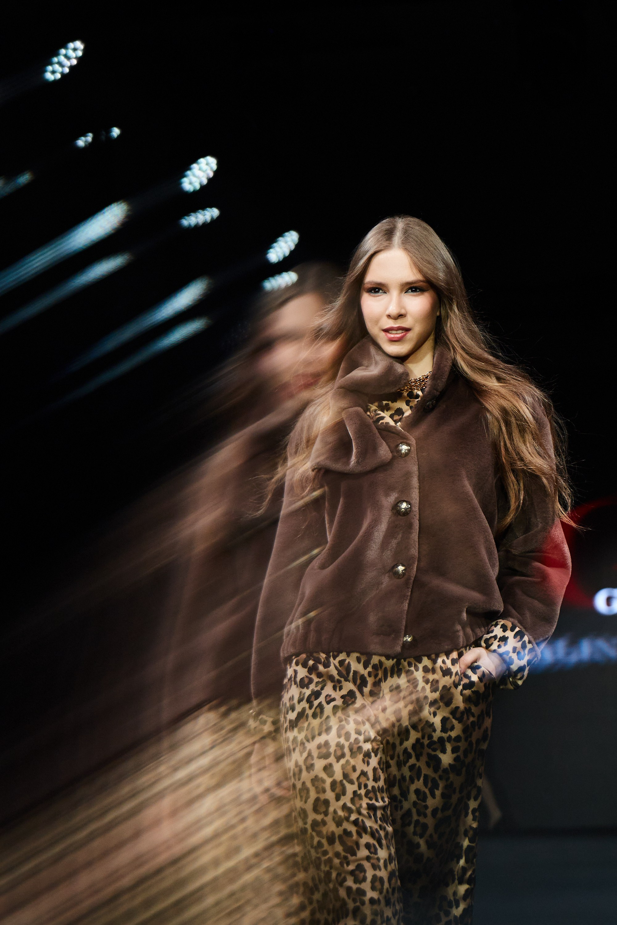 Sochi Fashion Week май 2026. Профессиональный фотограф в Сочи Виктория Джой. Обучение