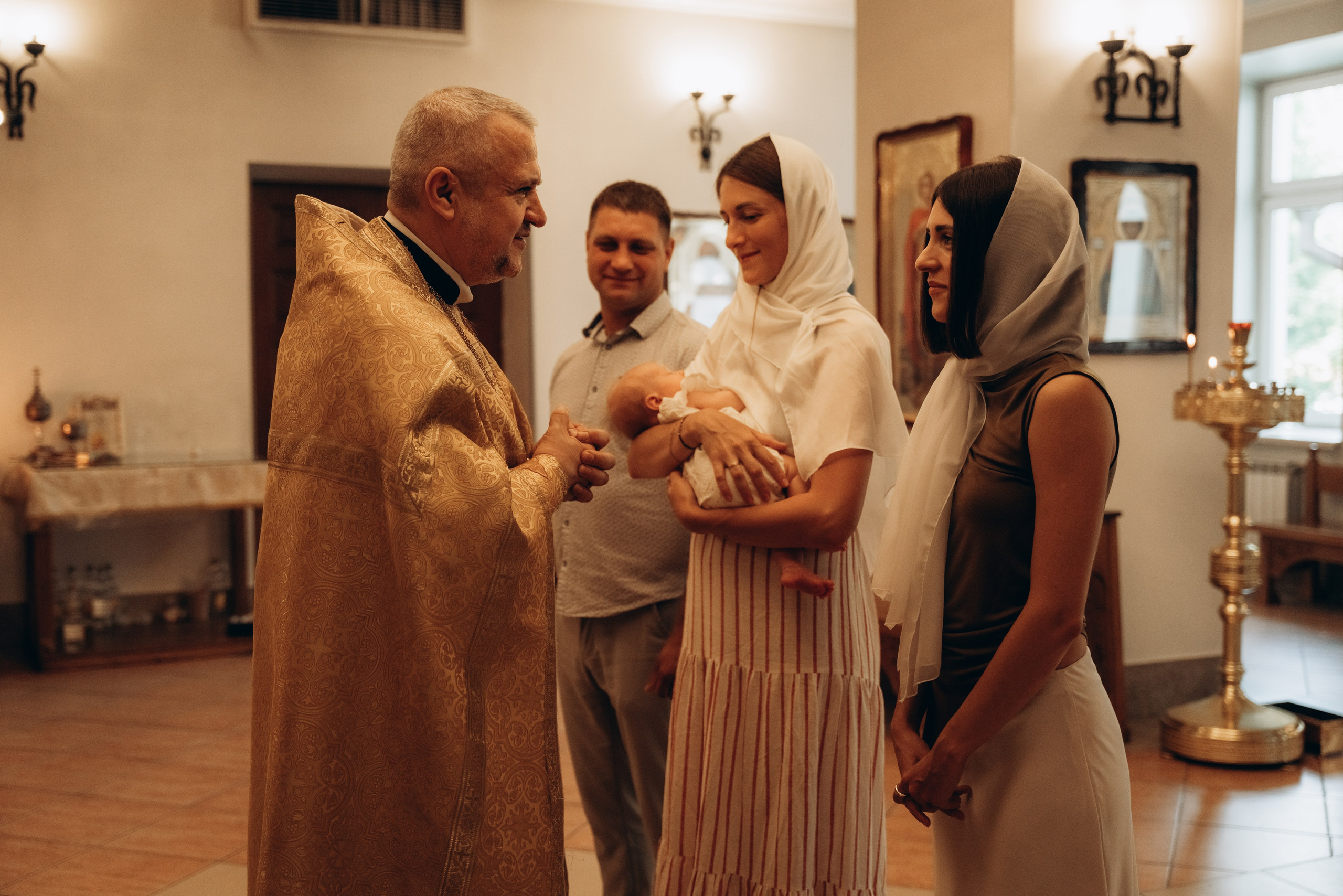 Крещении Есении. Фотограф Мария Миллс | Минск