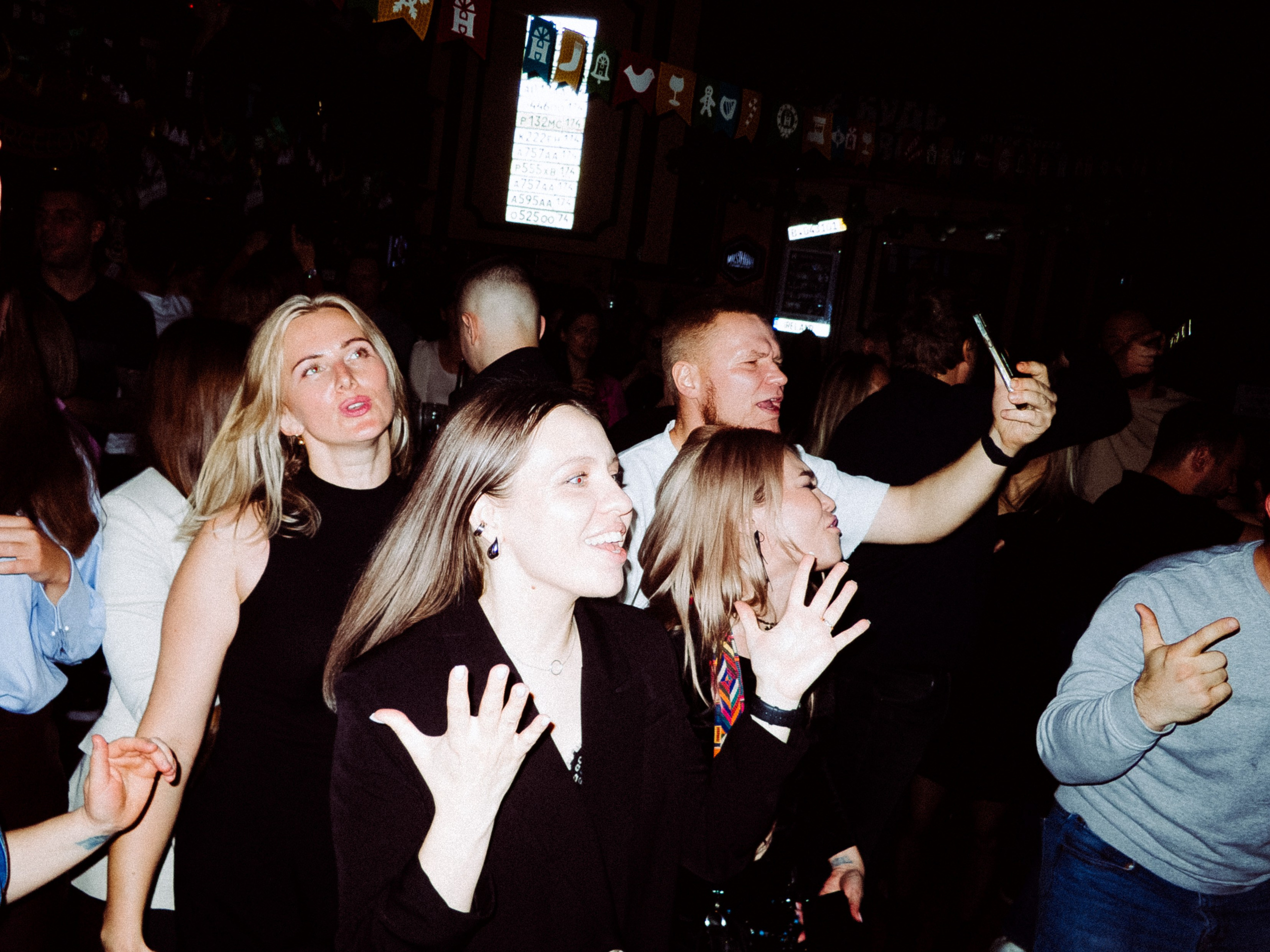 Репортажный фотосъемка в барах и ресторанах