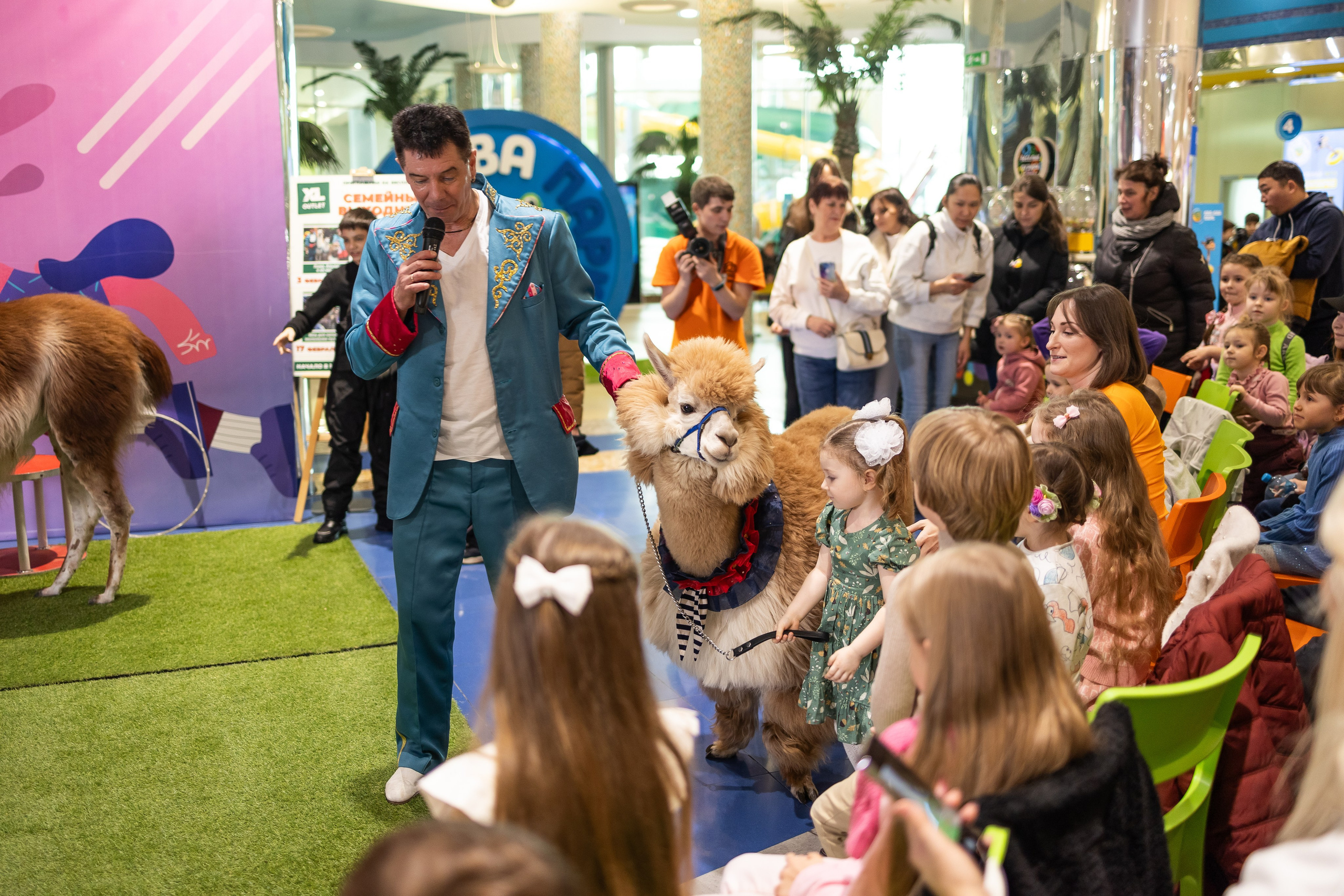 Торговый центр XL, праздник, выходные в ХЛ. Фото и видео Москва, Московский. Свадебный фотограф, видеограф, фотосессии, видеосъемка