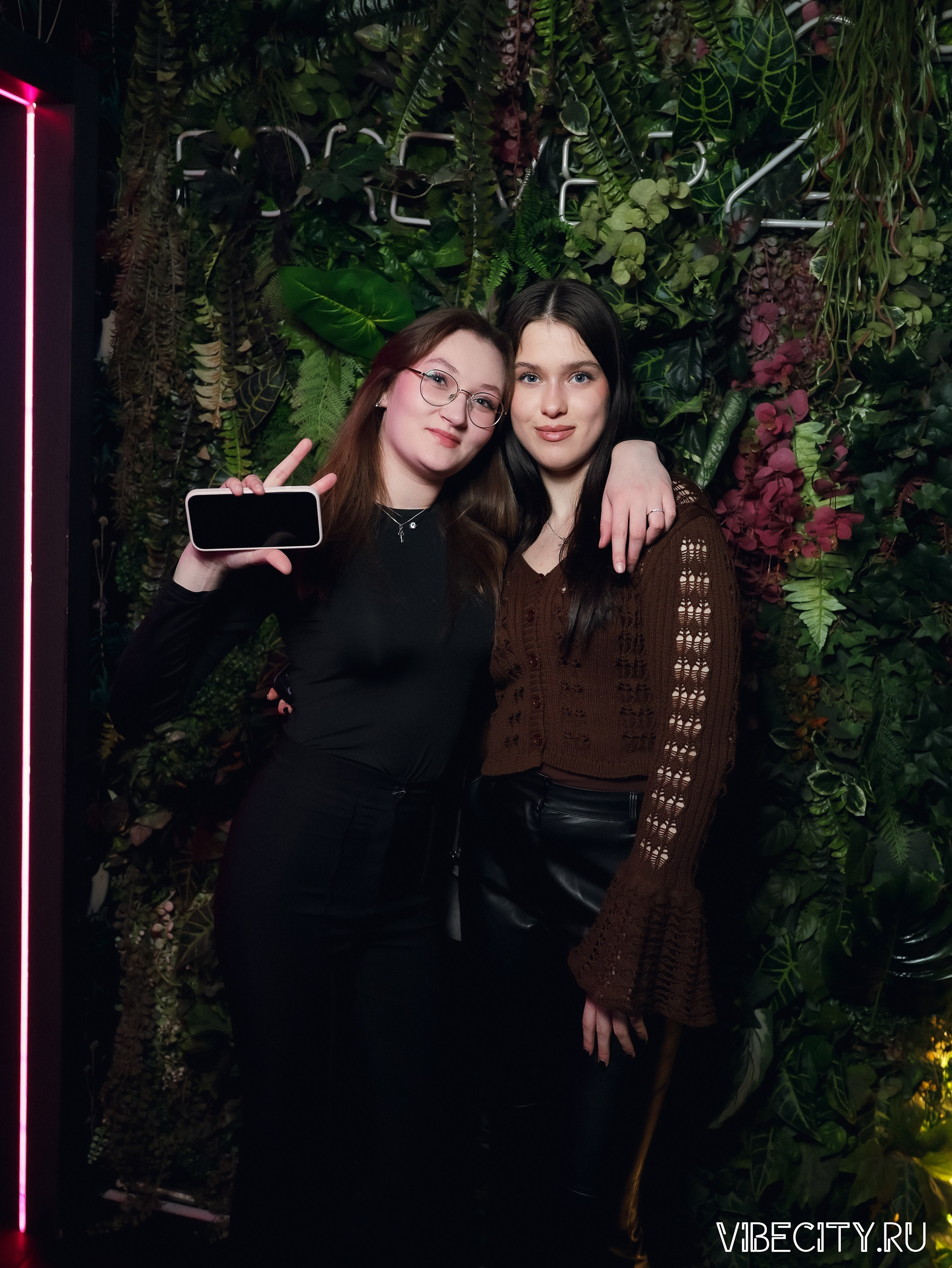 DOUBLE U. VIBECITY.RU Вайб Сити Ру Фоторепортажи Фотоотчеты Калининград