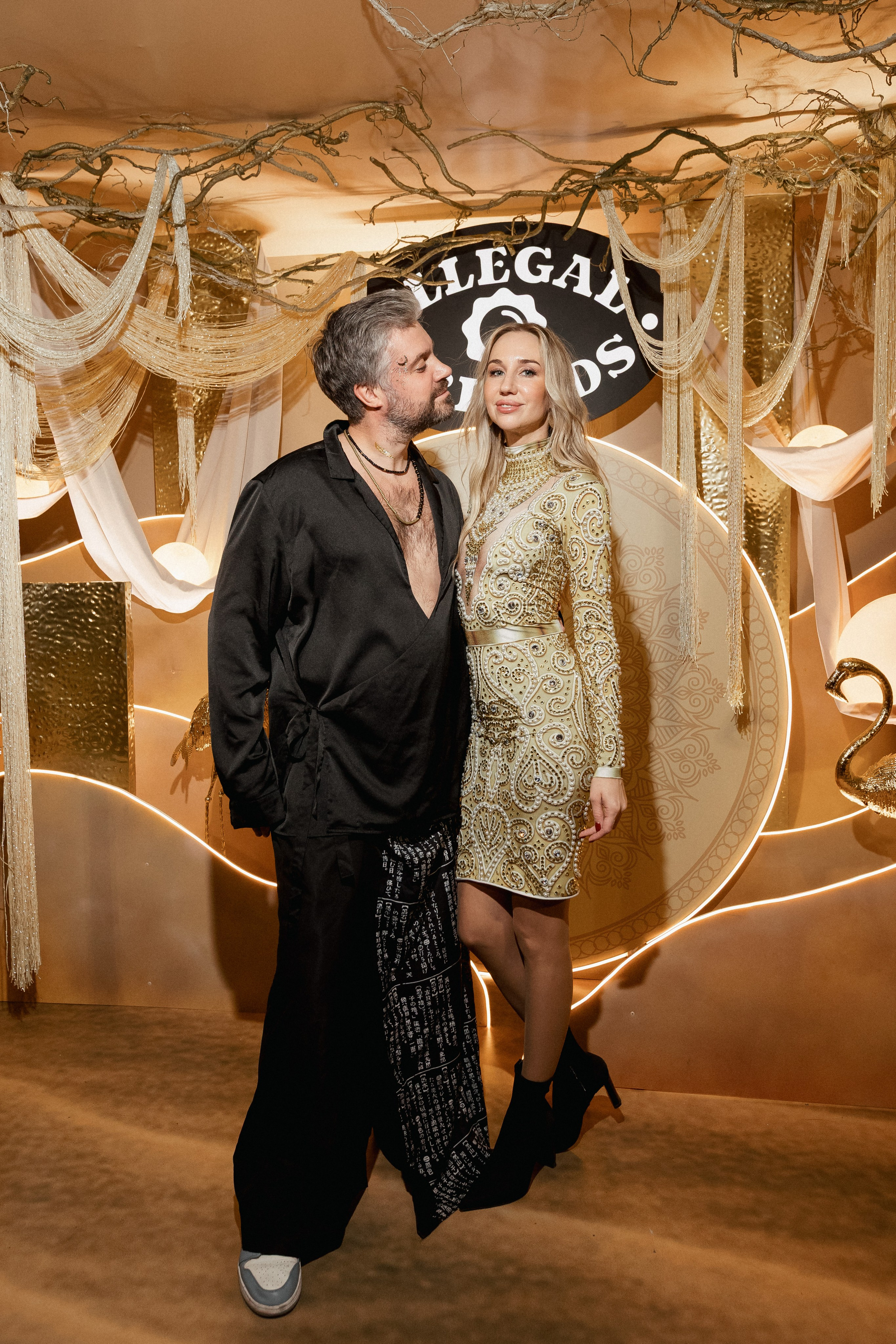 ILLEGAL FRIENDS — MIRAGE [PART I]. СВОИ. ФОТООТЧЕТЫ-СОБЫТИЯ-МЕСТА