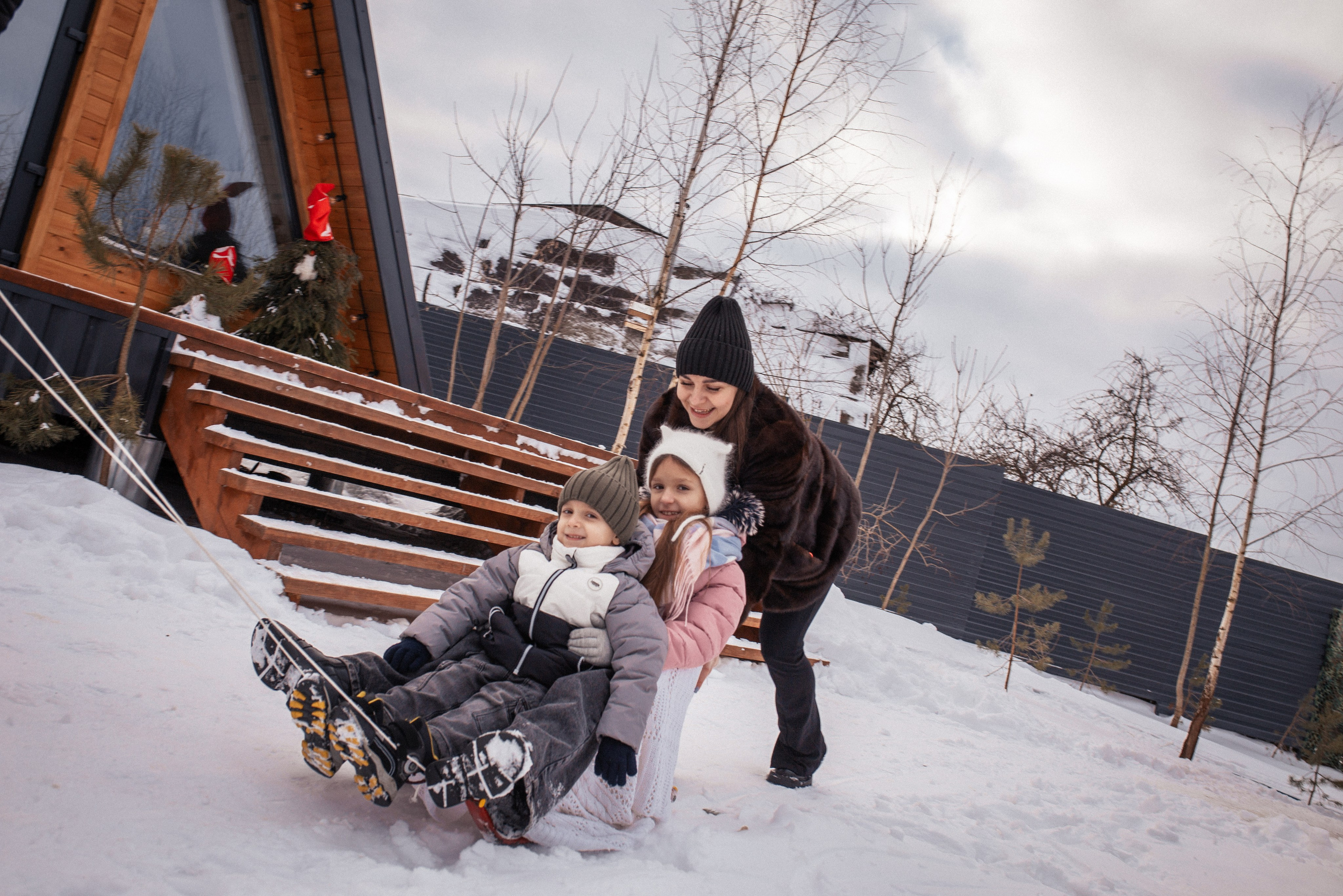 Мария с семьёй