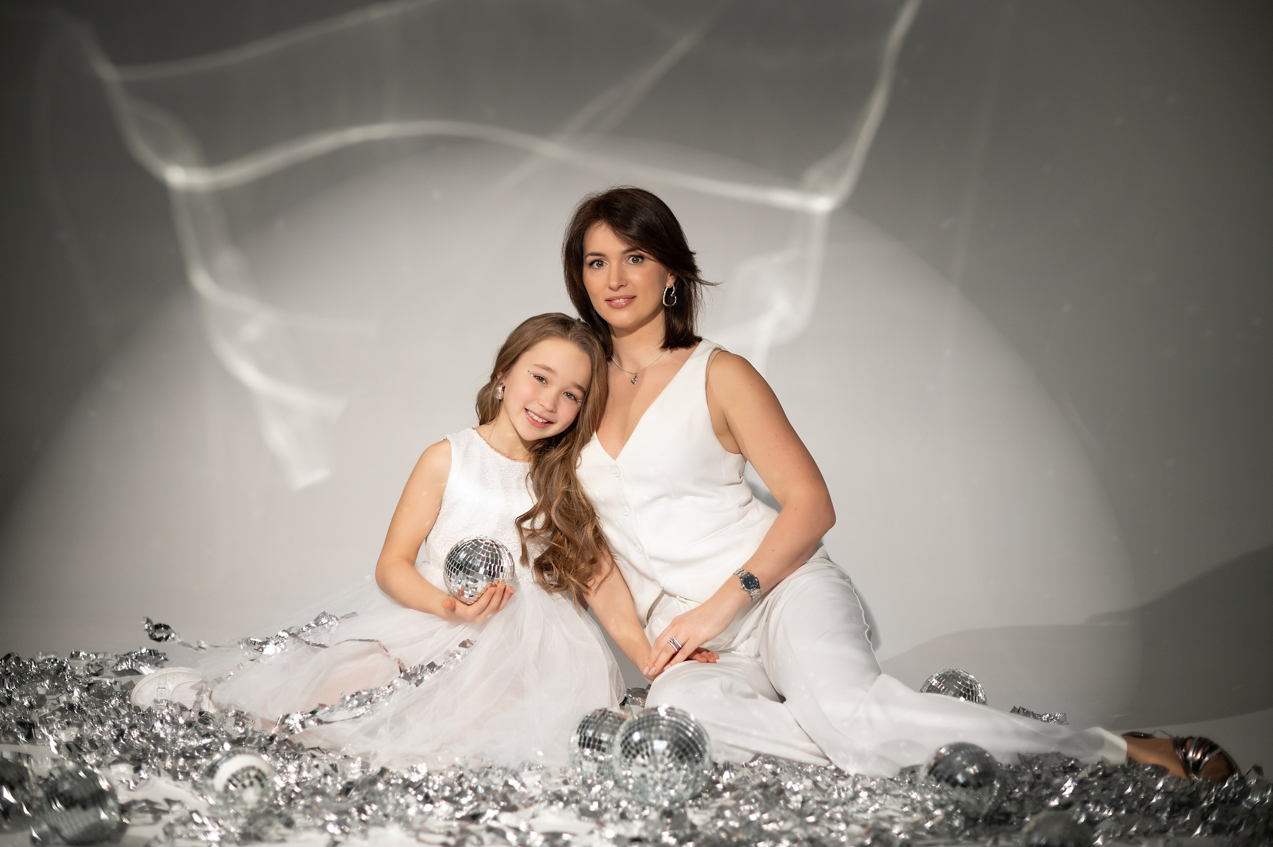 Фотостудия WAVE Studio. Детский и семейный фотограф г. Москва Оксана Катаджи