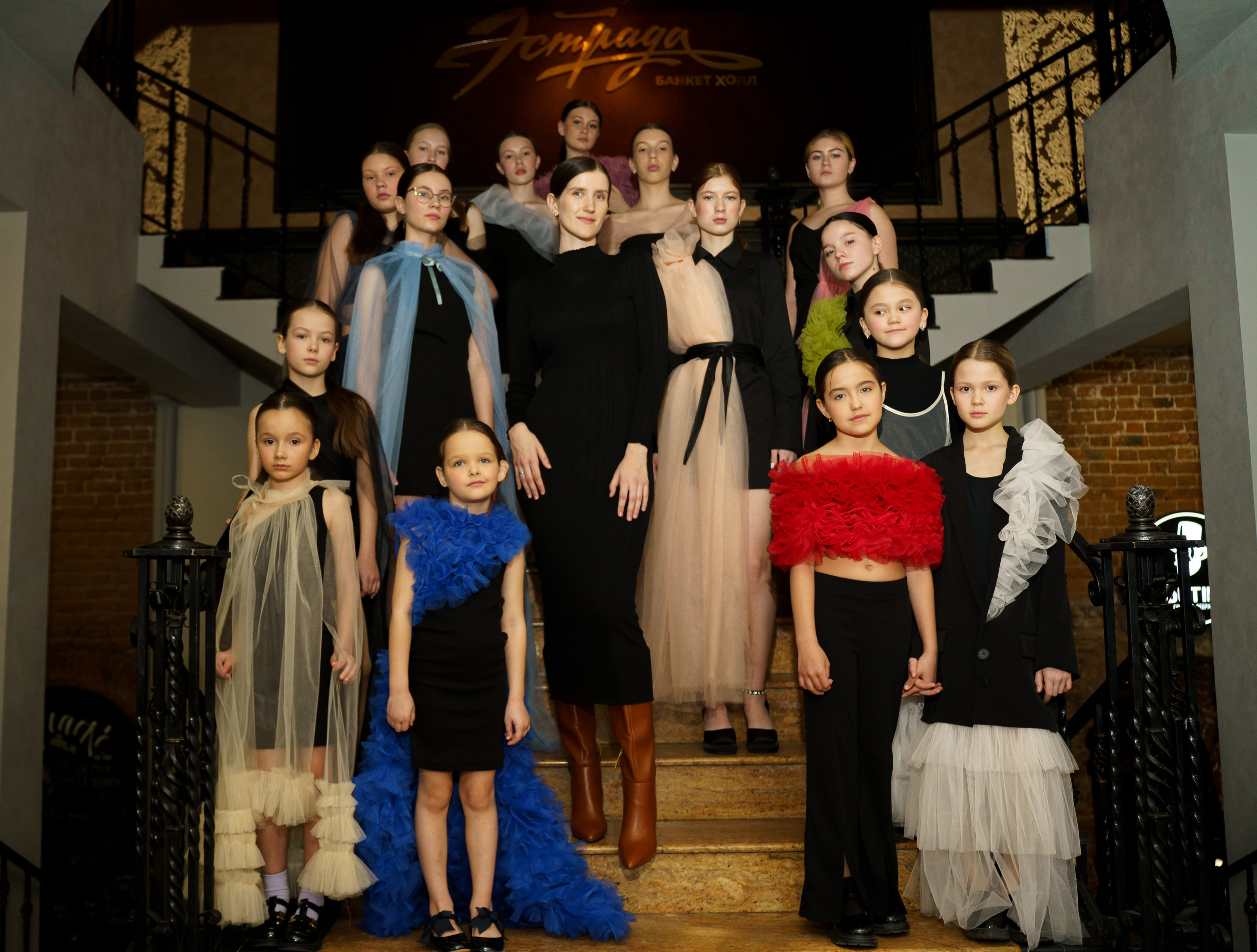 Показ коллекции «Алиса в зазеркалье». Фотограф Иркутск / Хомутово