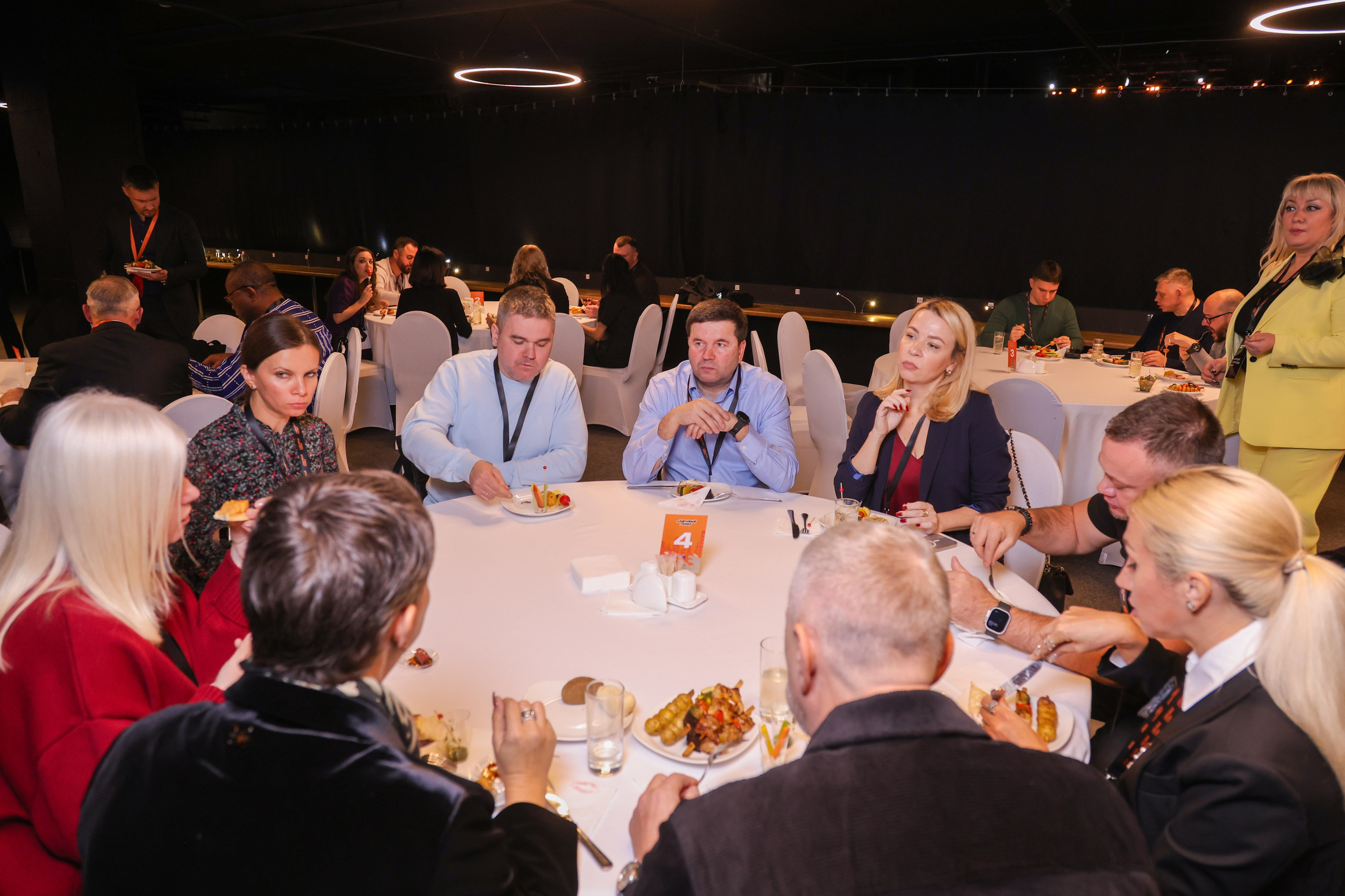 Корпоративы. Фото и видеосъёмка бизнес-мероприятий под ключ в Москве и МО — Akhmedov Team