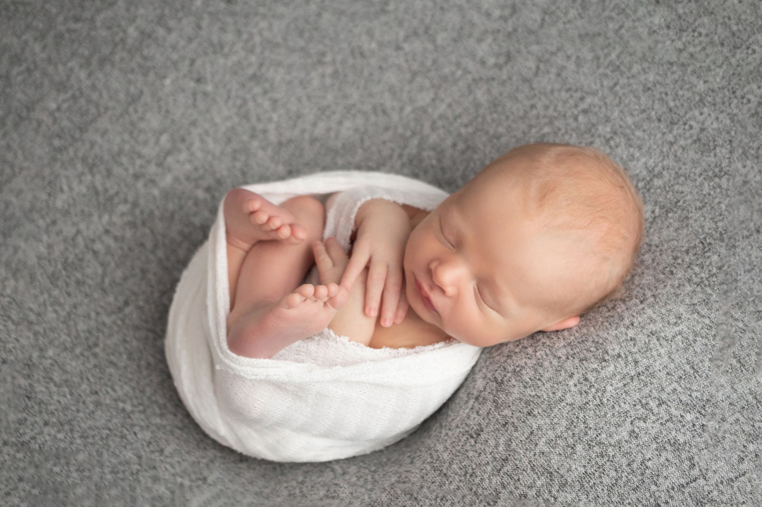 Классический стиль newborn. Фотограф новорождённых Анапа Елена Кушнарь