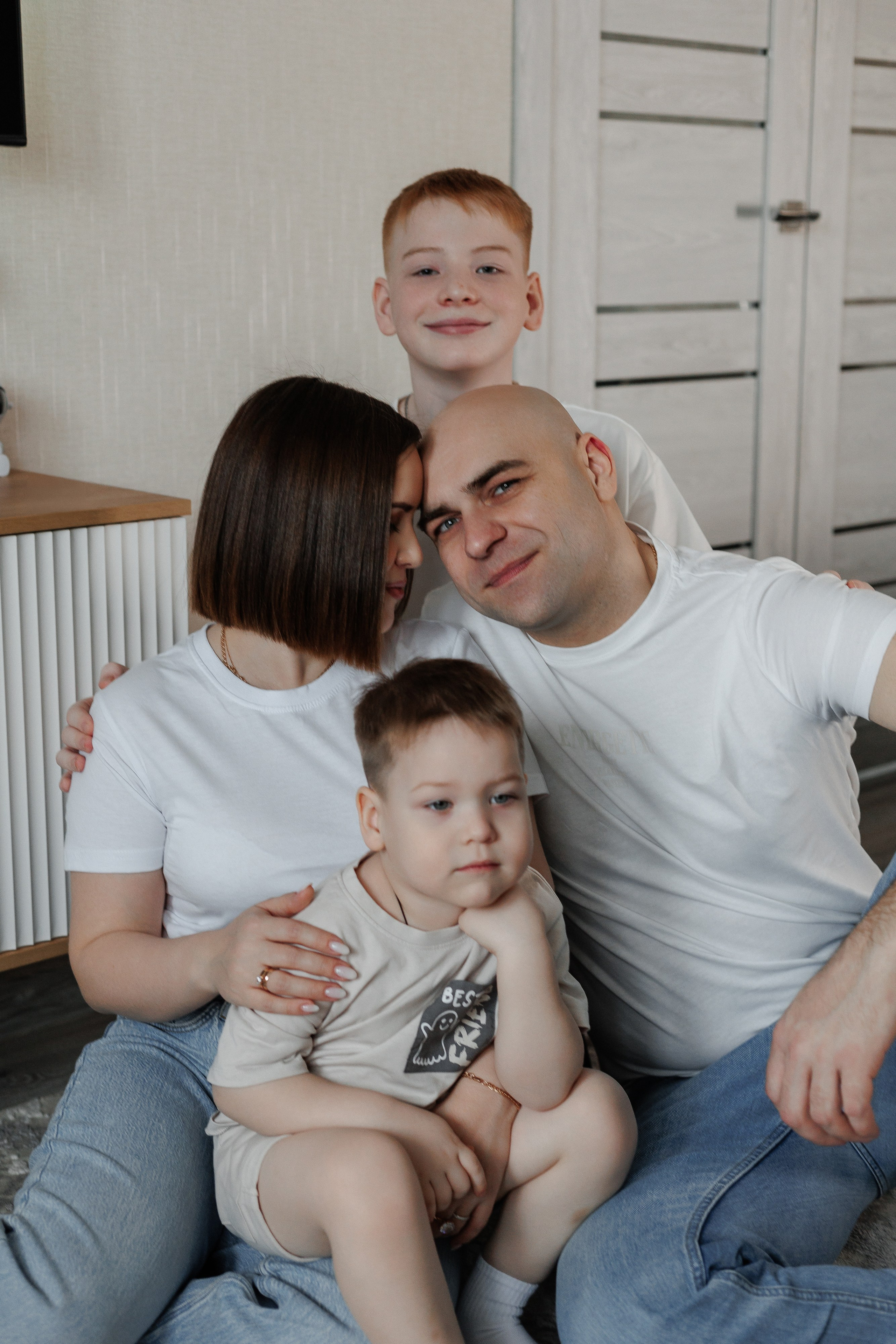 Ярослав, Анна, Даниил и Ярослав. Фотограф Татьяна Орлова