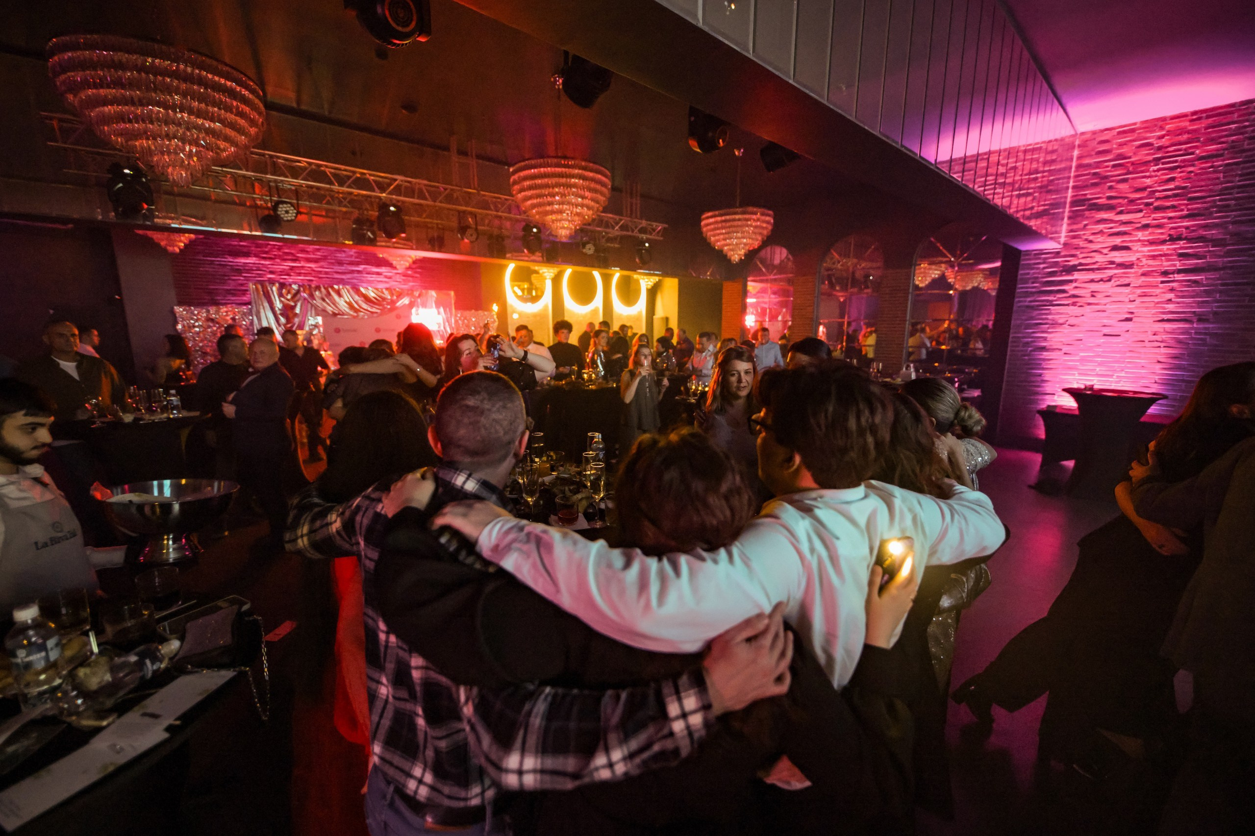 Фотограф на новогодний корпоратив. Репортажный фотограф в Москве Измалков Артем