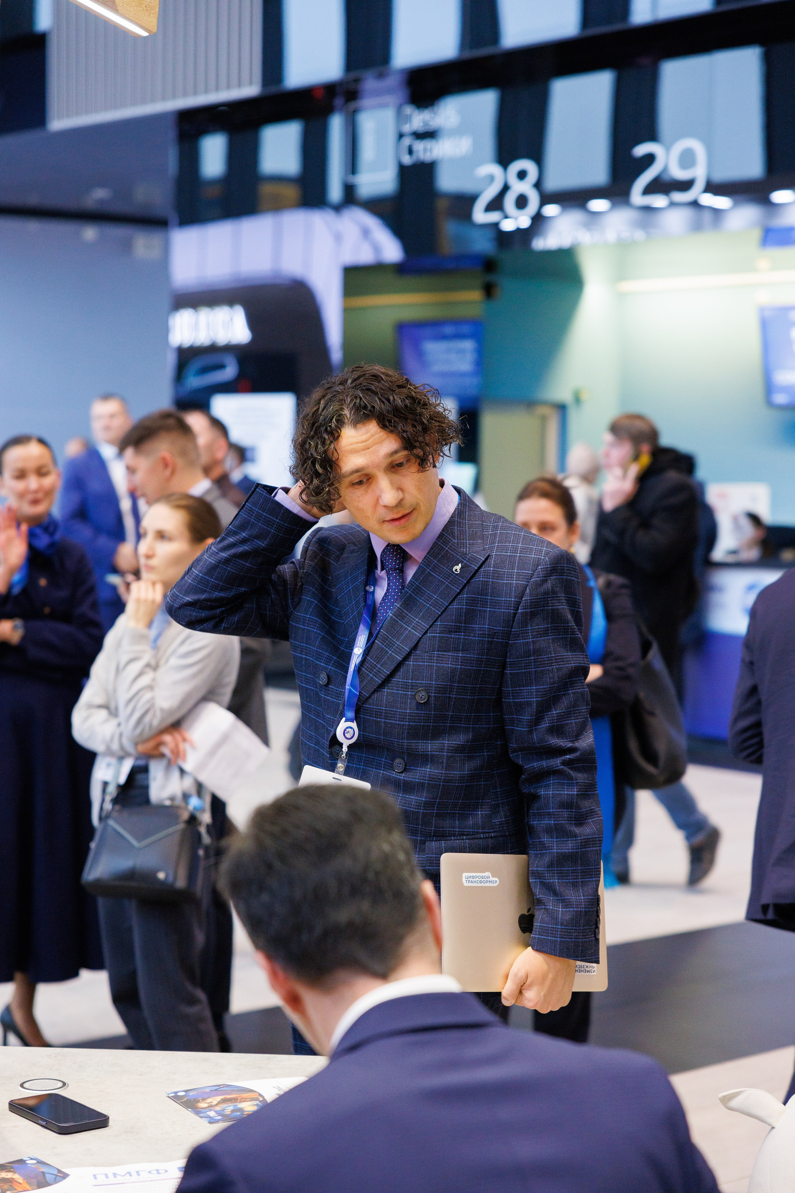 12 Петербургский международный газовый форум. Фотограф Александр Заломаев