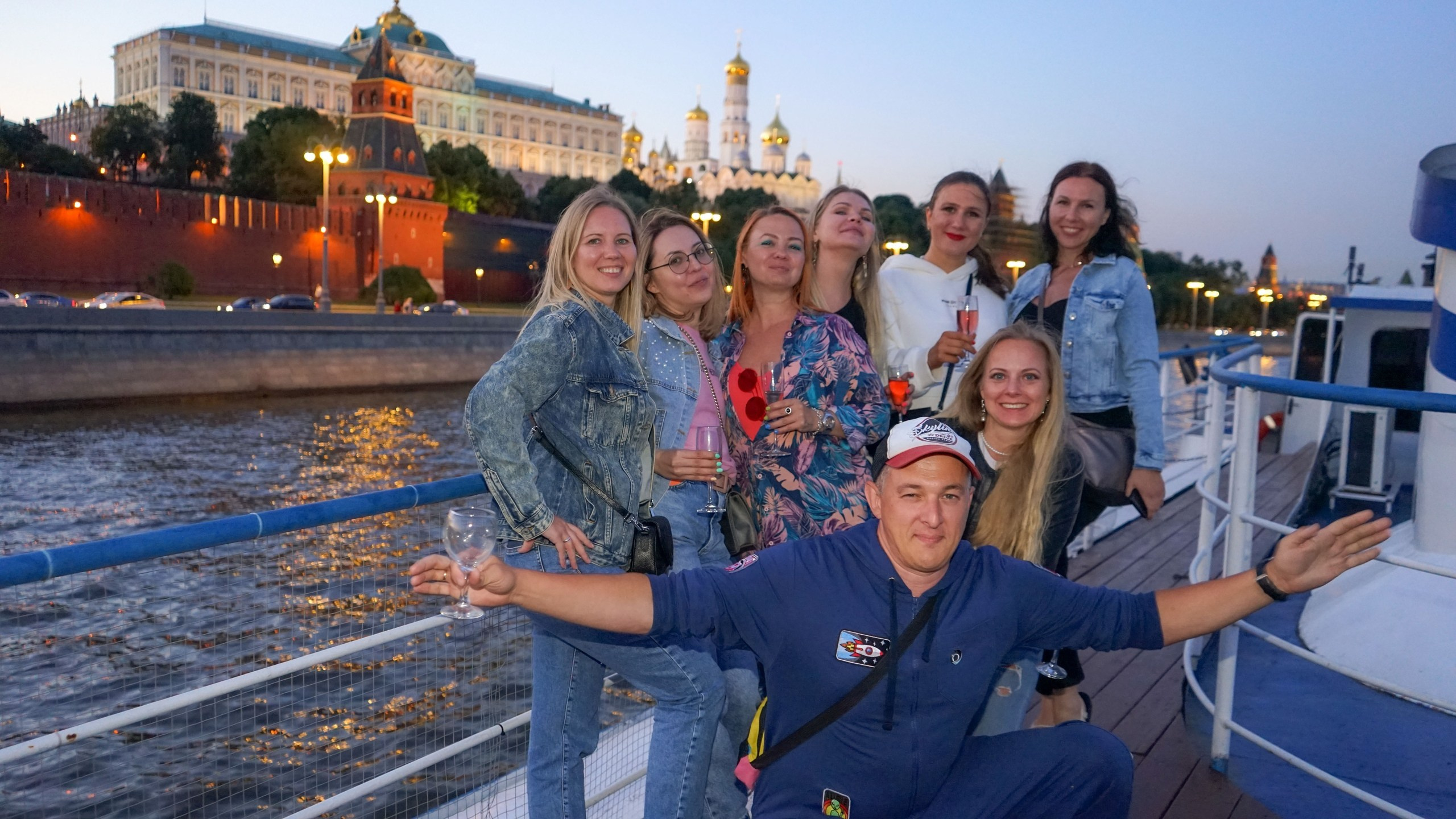 Танцы на воде | 24.07.21. Галерея Фантим