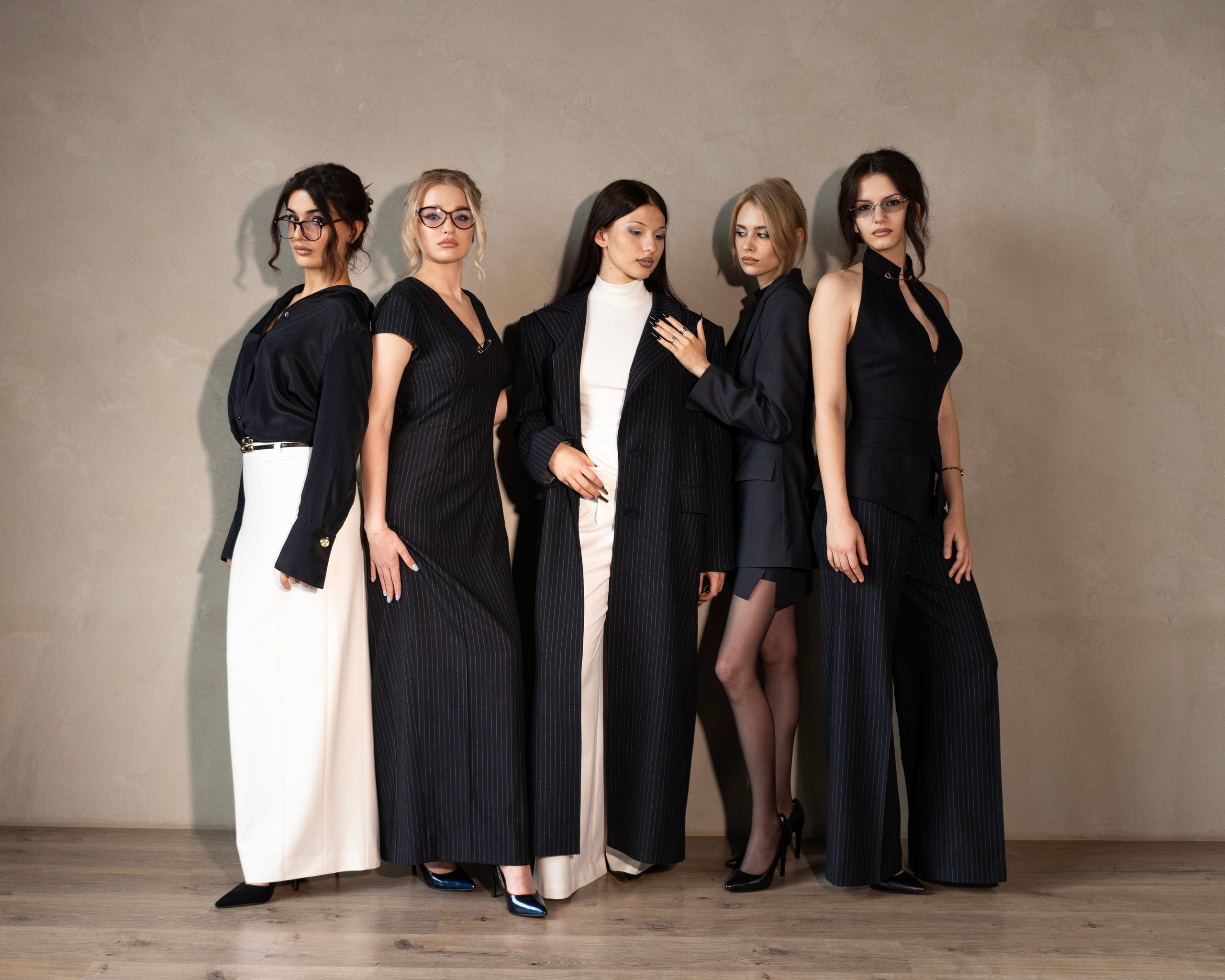 Лукбук Office sirens. Фотограф в Краснодаре Екатерина Андросова