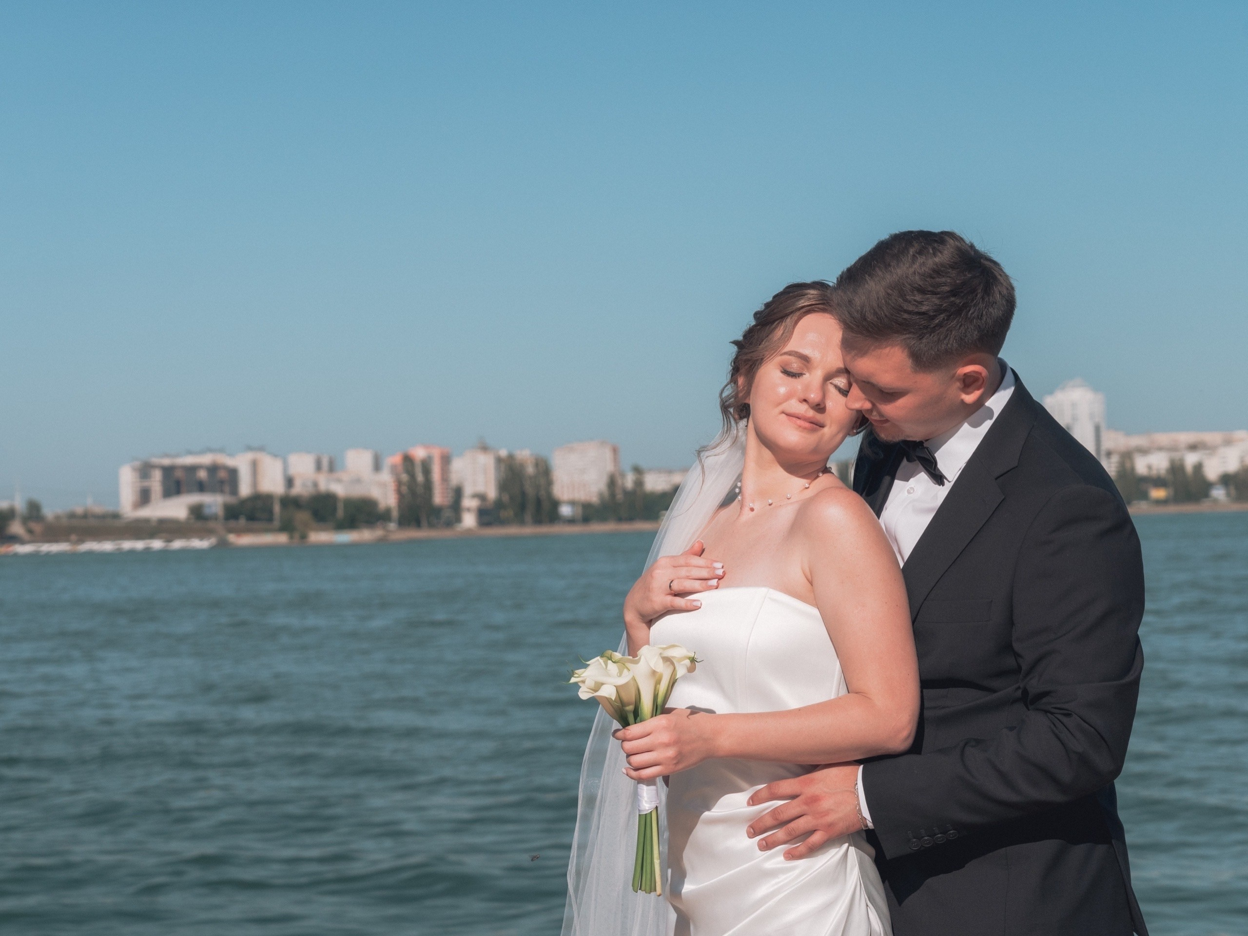 Валерия и Михаил. Утро, прогулка и атмосфера дня. Артём Костин — свадебный видеограф в Воронеже | KOSTIN EDIT