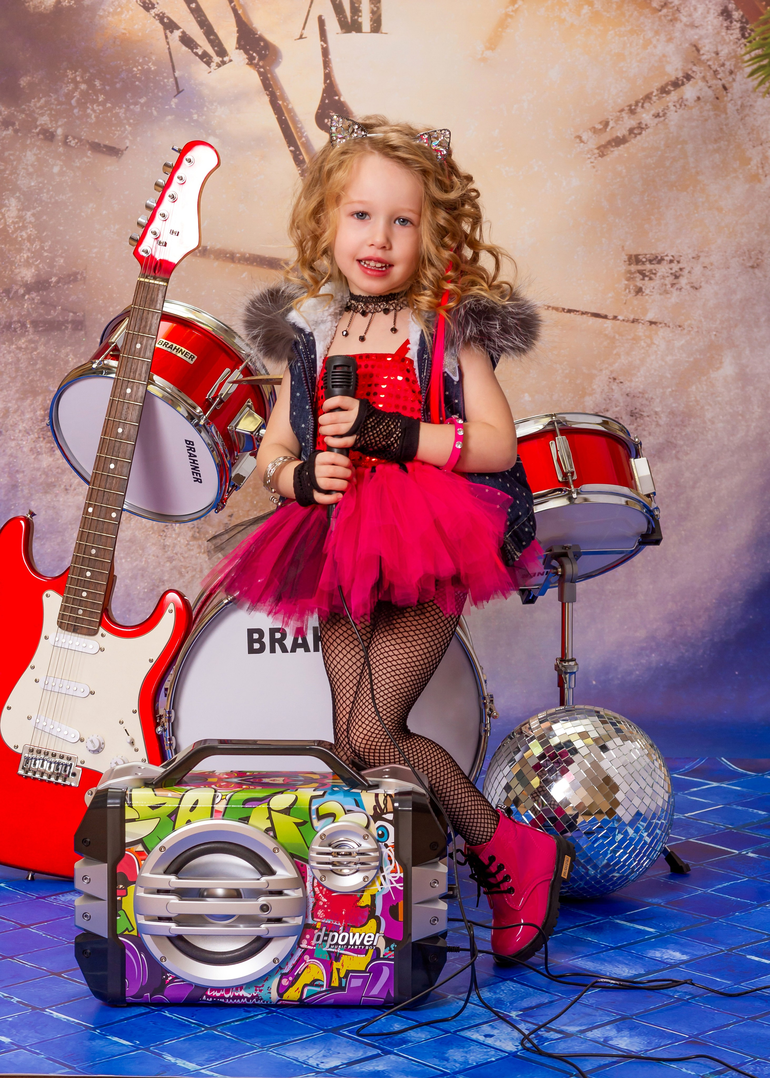 Фотосессия «Новогодняя Рок-Звезда» 2019 год. Фотограф в детский сад Елена Колчева Новокузнецк