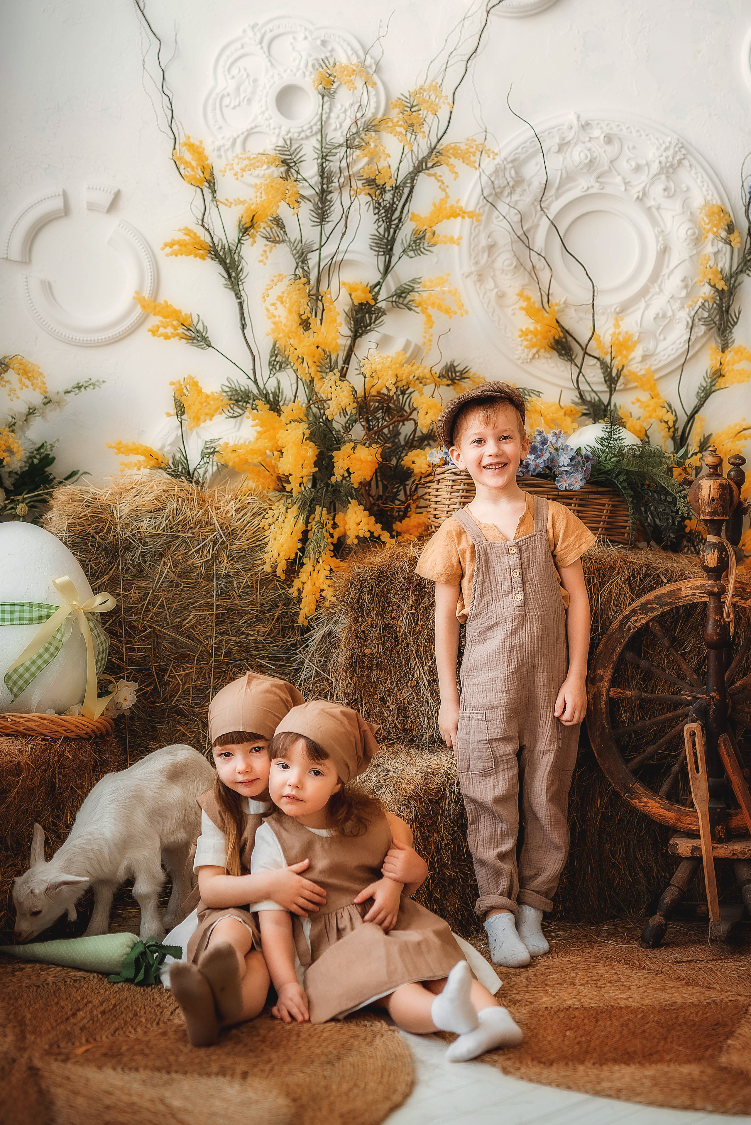 Пасхальная фотосессия с козленком. Семейный, детский фотограф в Воронеже Анна Никитина