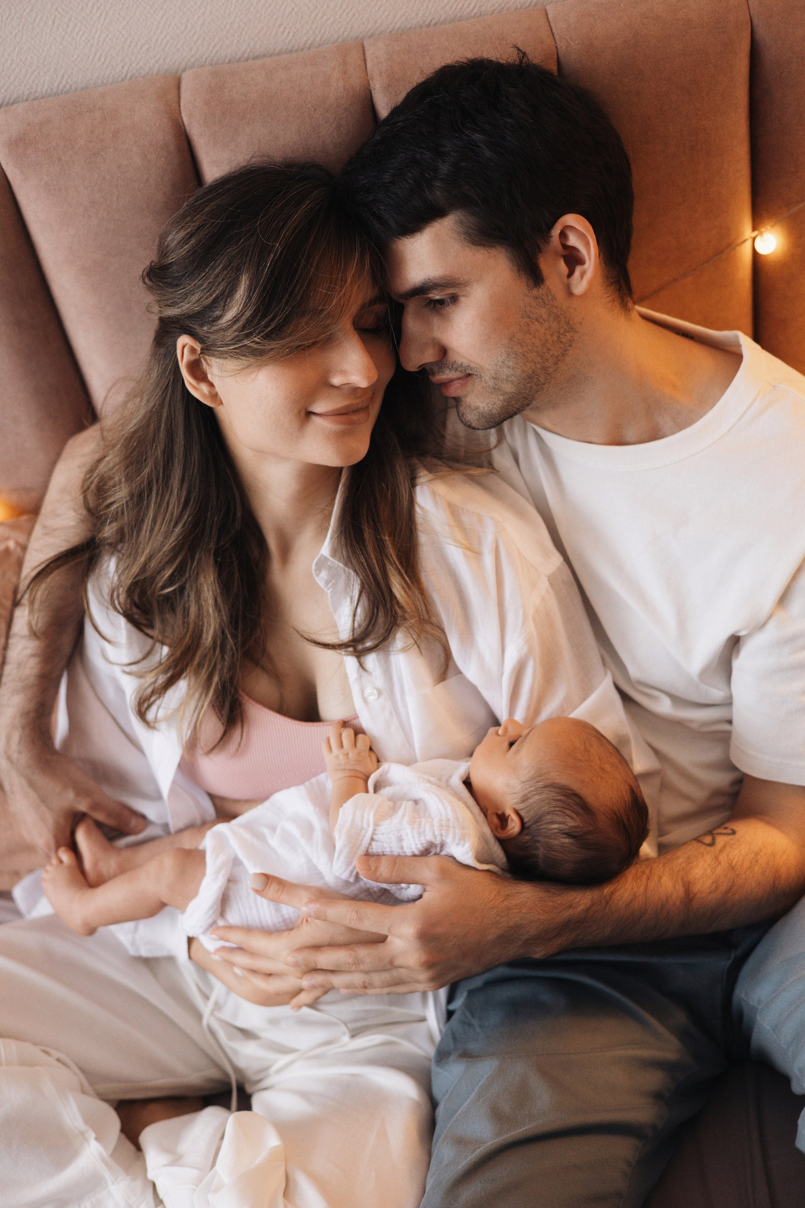 Диана, Рустам, Дамир, домашняя newborn. Семейный фотограф в Москве Марина Петра