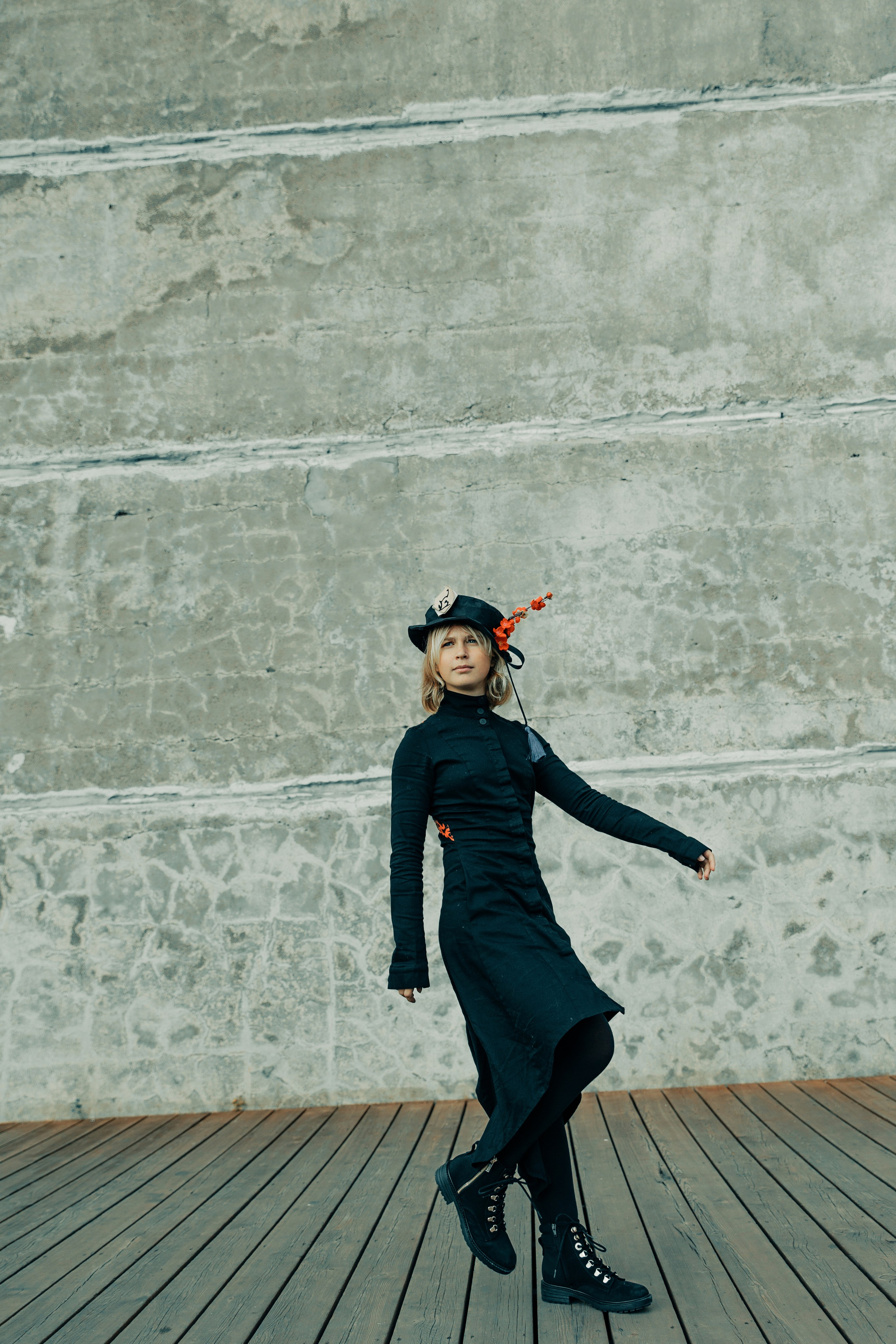 Фотосет в СевкабельПорт. Санкт-Петербург. Ева Демидова. Спортсмен по конкуру в Санкт-Петербуре