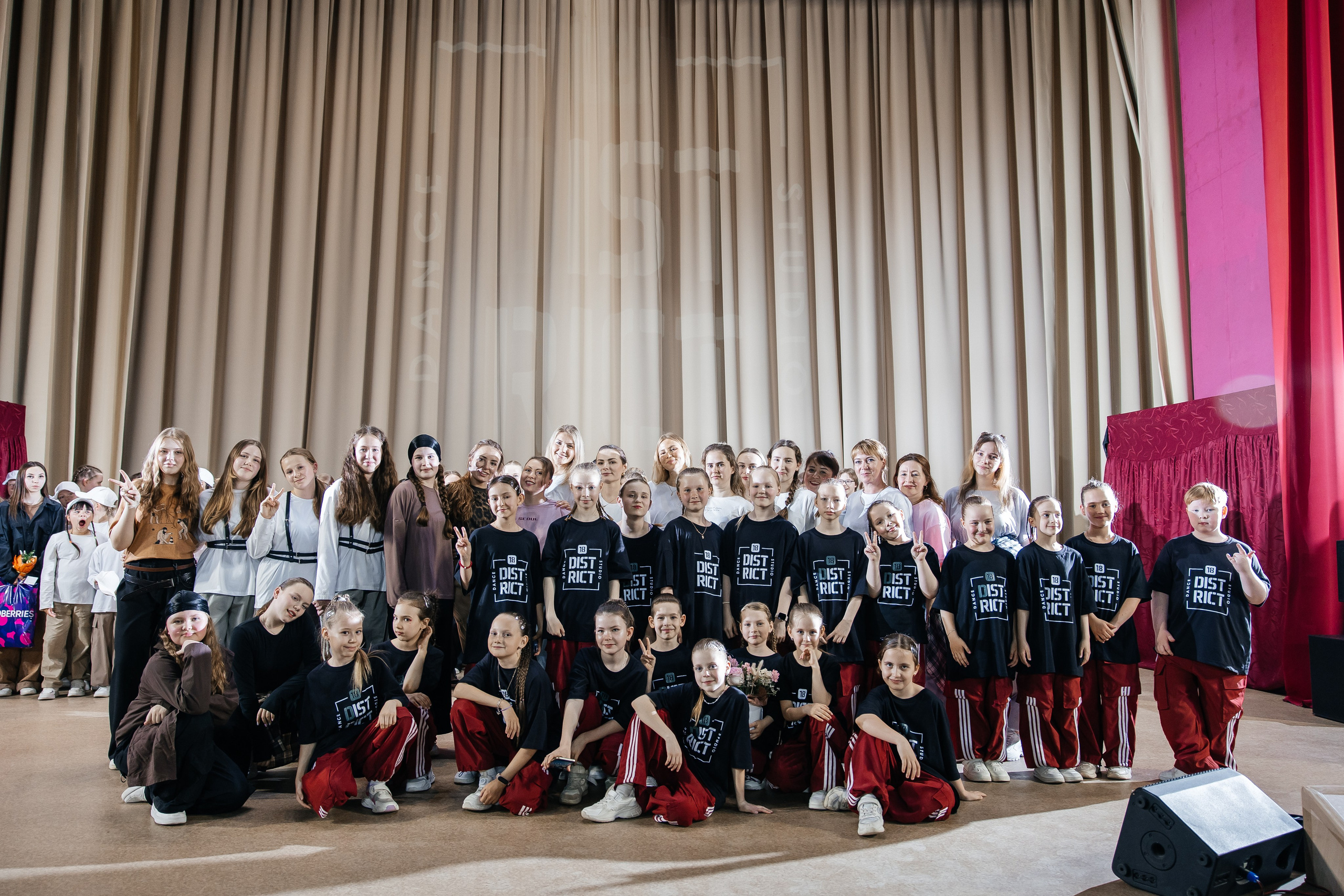 Дистрикт. Отчетный концерт. Свадебный и Семейный фотограф г. Ижевск Гульназ Солдатова. Гульназ фото