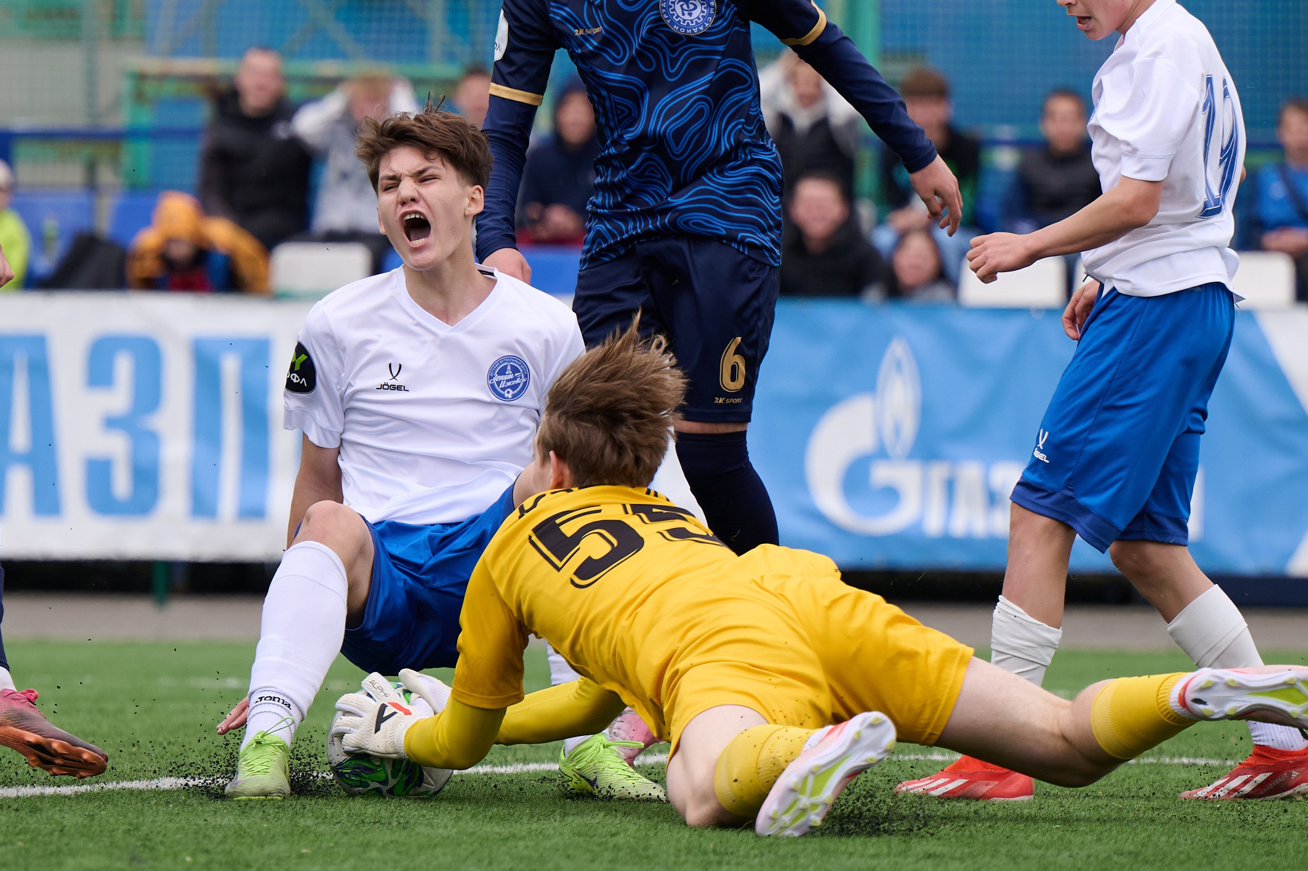 2 тур ЮФЛ Приволжье 2025. «Зенит-Ижевск» — «Трудовые резервы». Спортивный репортажный фотограф в Ижевске Сергей Мерзляков