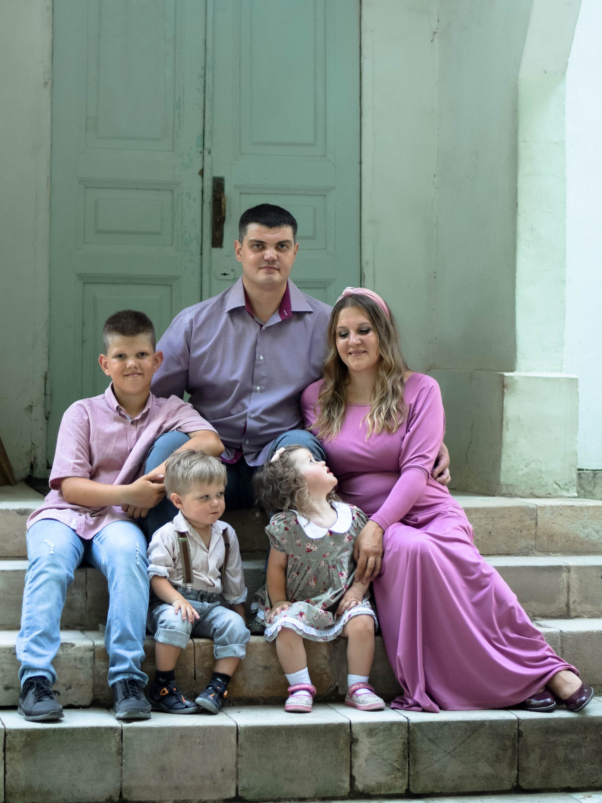 Семейная фотосессия в Ясной Поляне. Семейный фотограф Щёкино, Тула. От 5000р