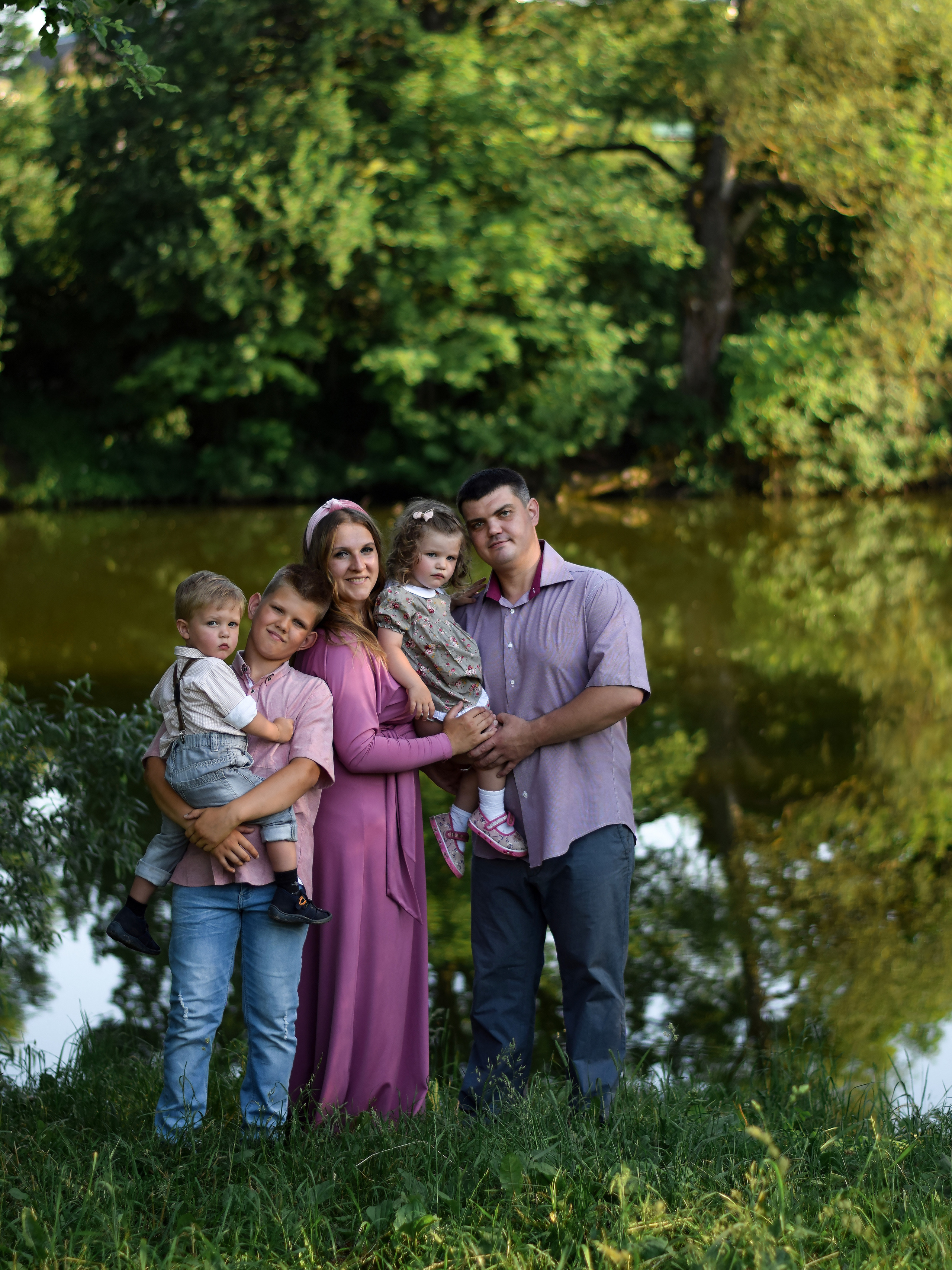 Семейная фотосессия в Ясной Поляне. Семейный фотограф Щёкино, Тула. От 5000р