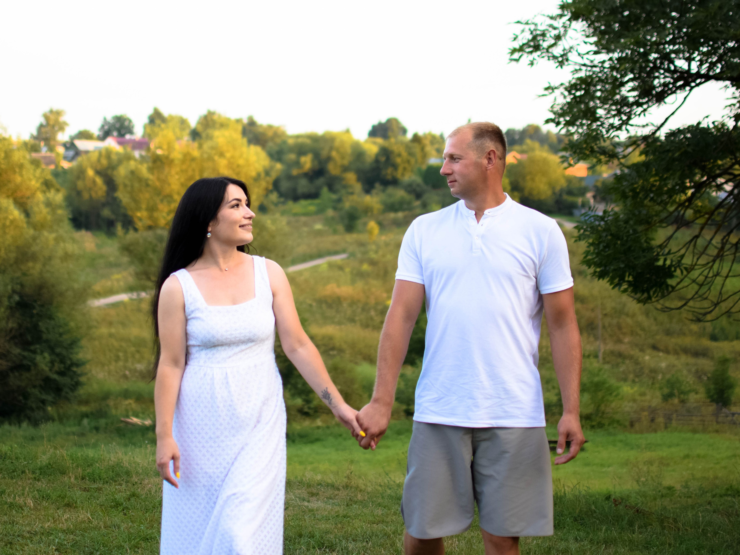 Красивая семейная фотосъёмка в Ясной. Семейный фотограф Щёкино, Тула. От 5000р