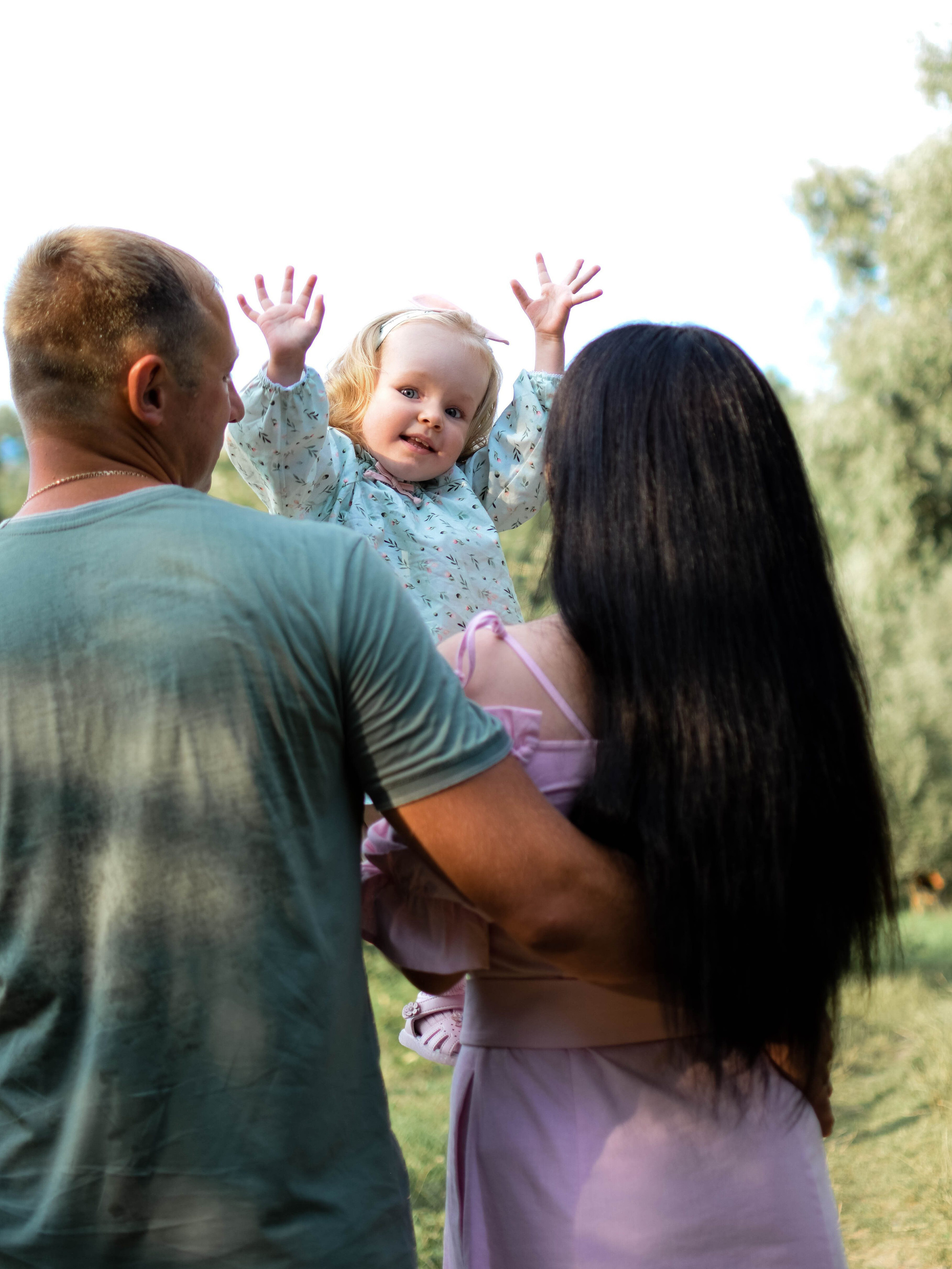 Красивая семейная фотосъёмка в Ясной. Семейный фотограф Щёкино, Тула. От 5000р