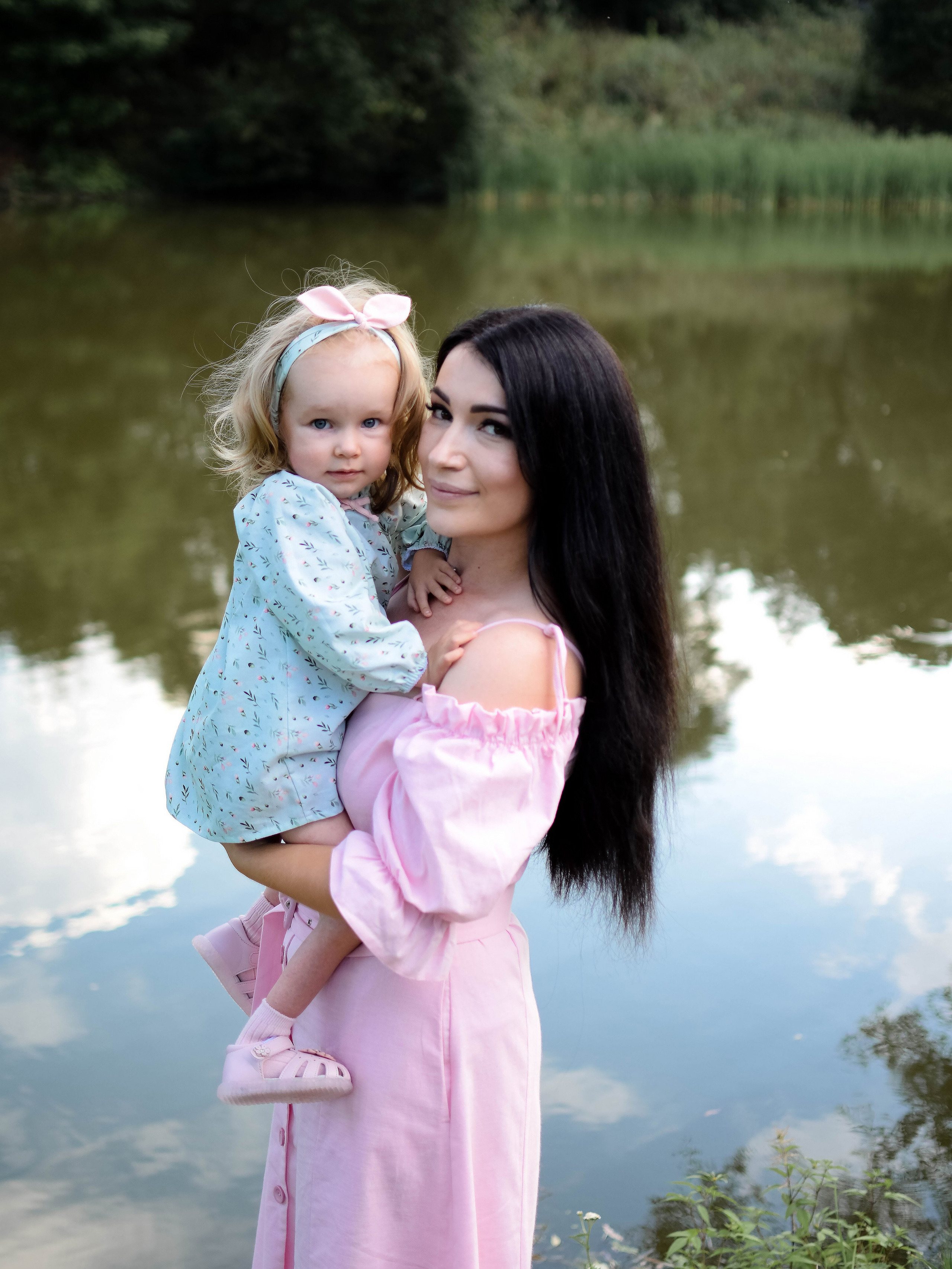 Красивая семейная фотосъёмка в Ясной. Семейный фотограф Щёкино, Тула. От 5000р