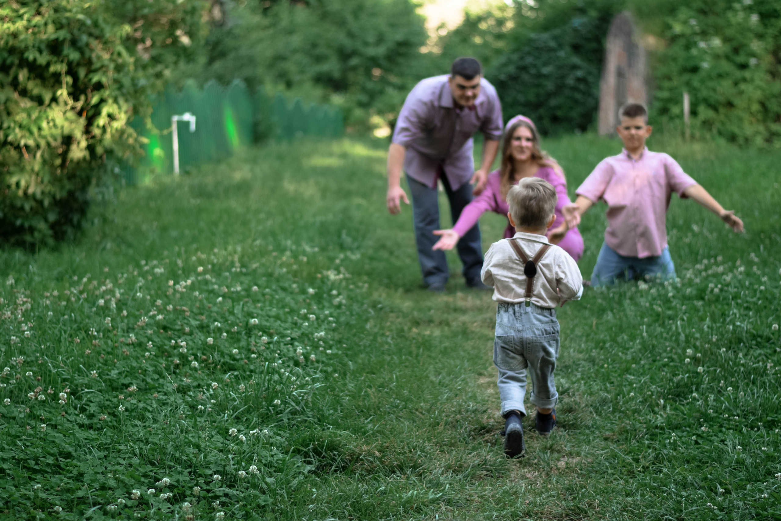 Семейная фотосессия в Ясной Поляне. Семейный фотограф Щёкино, Тула. От 5000р