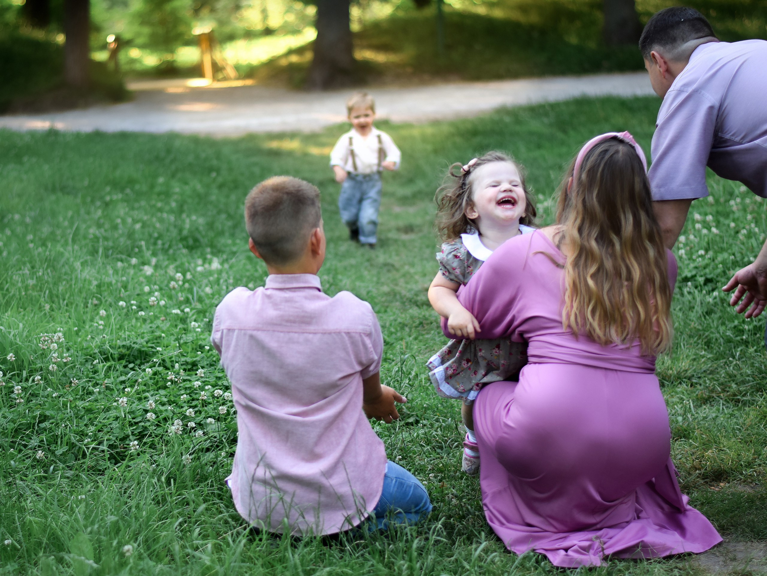 Семейная фотосессия в Ясной Поляне. Семейный фотограф Щёкино, Тула. От 5000р