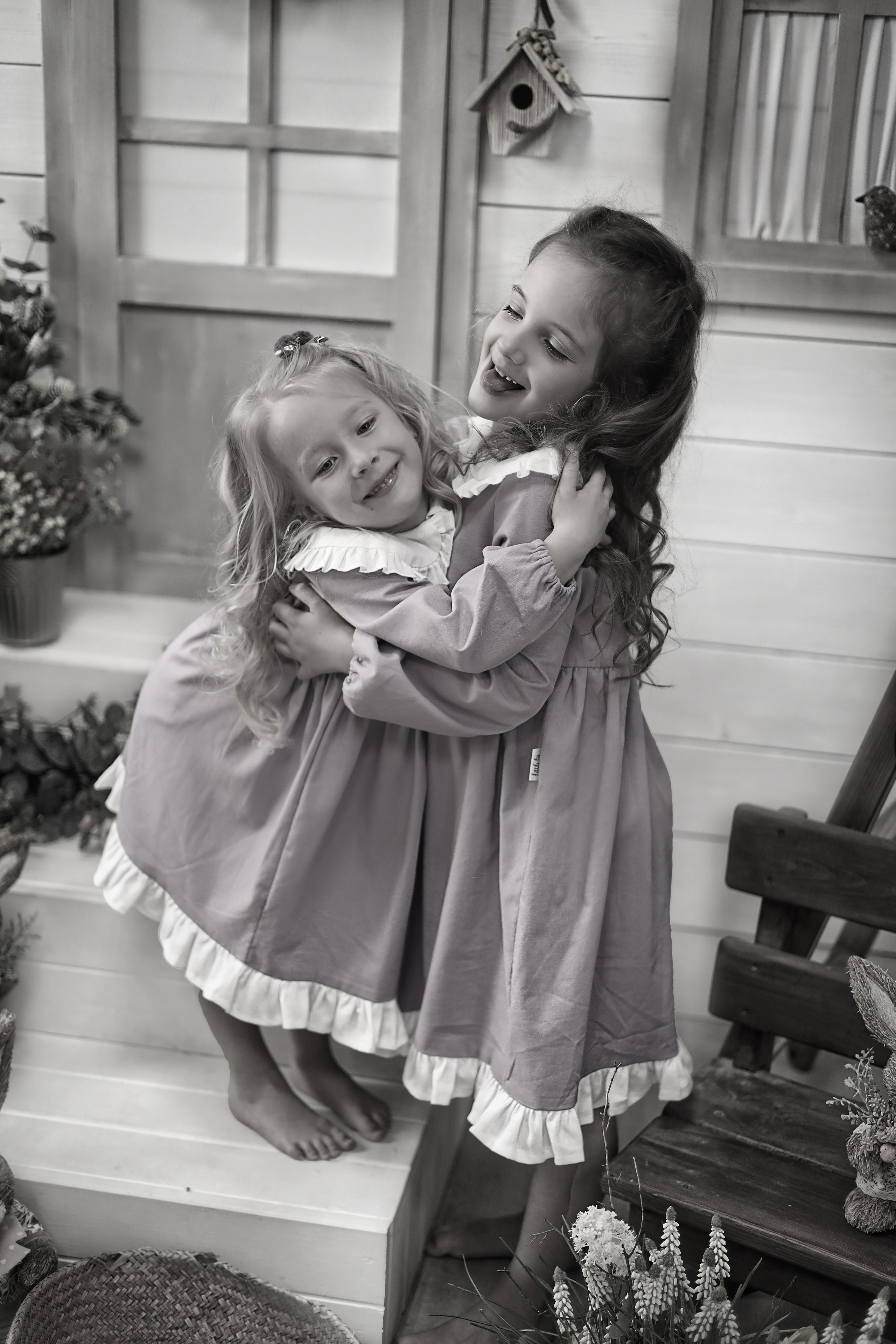 Босиком с пасхальным кроликом. Семейный фотограф. Севастополь. Крым