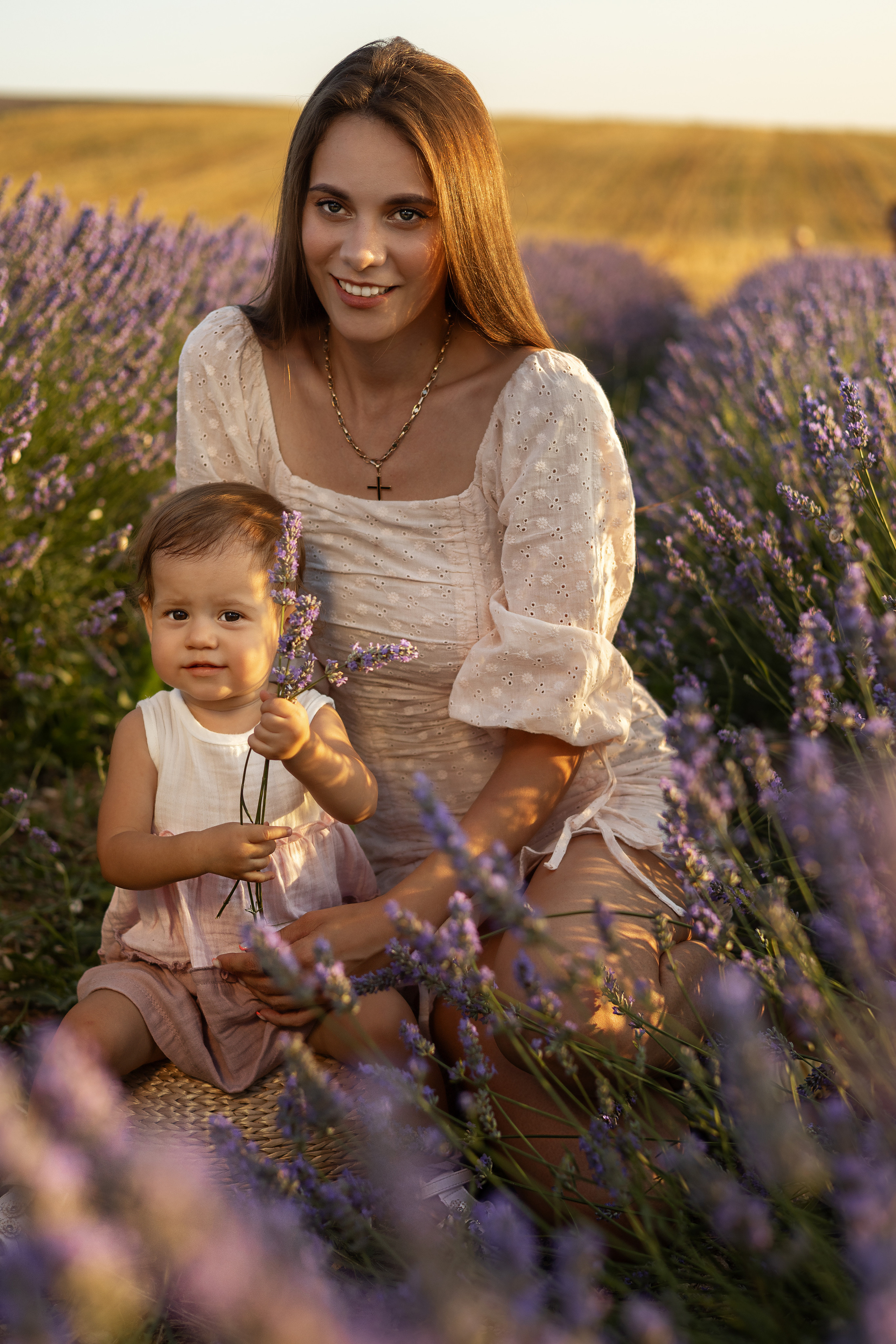 Мама с малышкой в крымском Провансе. Семейный фотограф. Севастополь. Крым