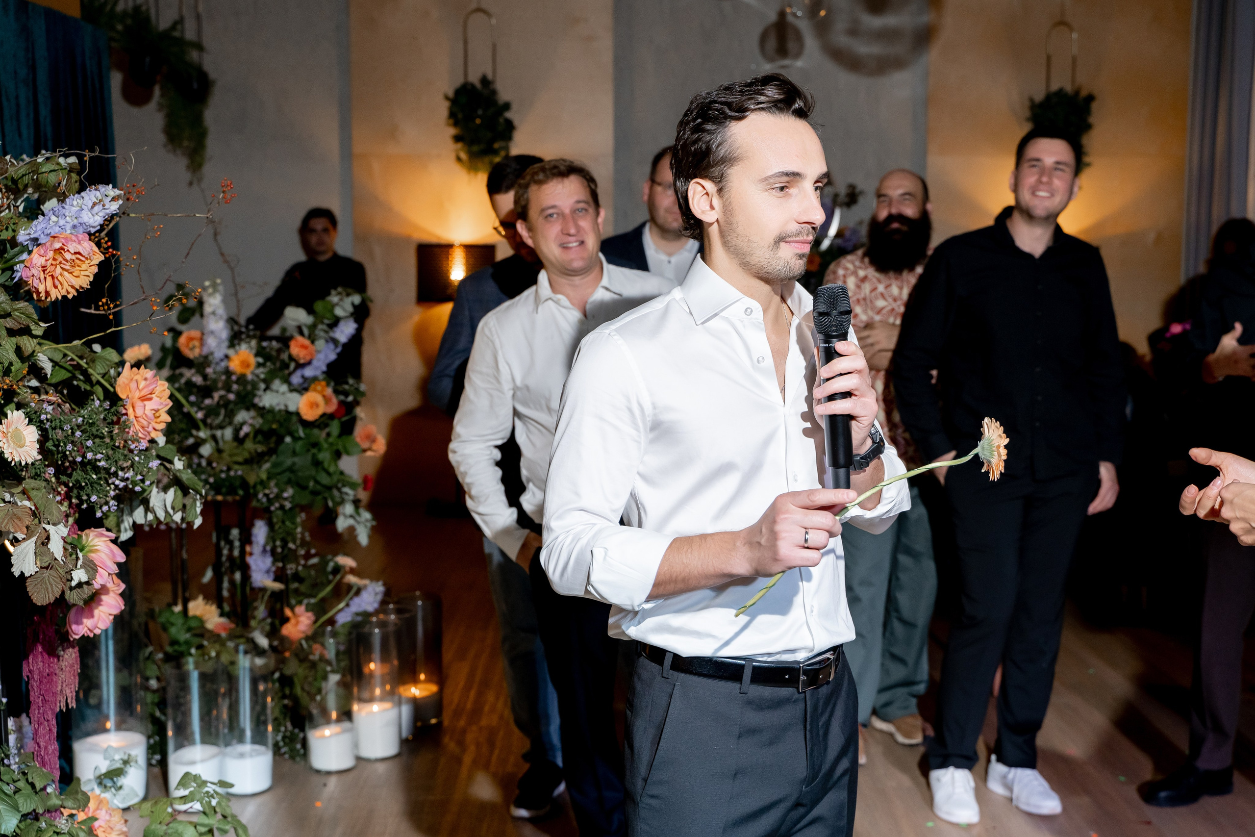 Репортаж мероприятия, репортажная съемка в Москве и Московской области, фотограф на мероприятие, фотосъемка юбилея, репортаж свадьбы, event, фотосессия на фотозоне, фотограф на юбилей, фотограф на день рождения, репортажный фотограф, съемка мероприятия, съемка на фотозоне, фотограф на корпоратив, фотограф на свадьбу, фотограф на детский праздник, фотограф на выпускной. Свадебный репортаж в лофте.