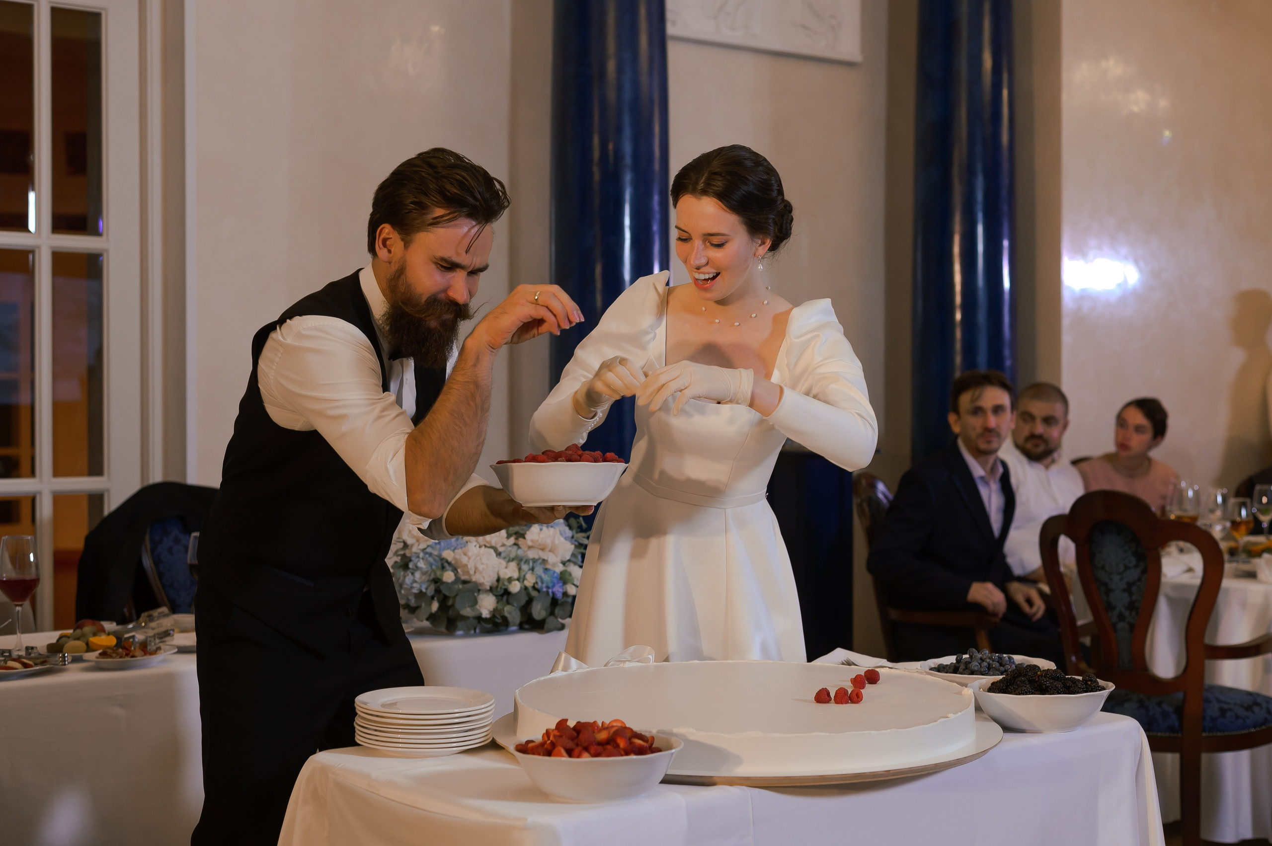 Свадебная фотосъемка в Санкт-Петербурге и Москве. Семейный и свадебный фотограф в Санкт-Петербурге Серафима Смирнова