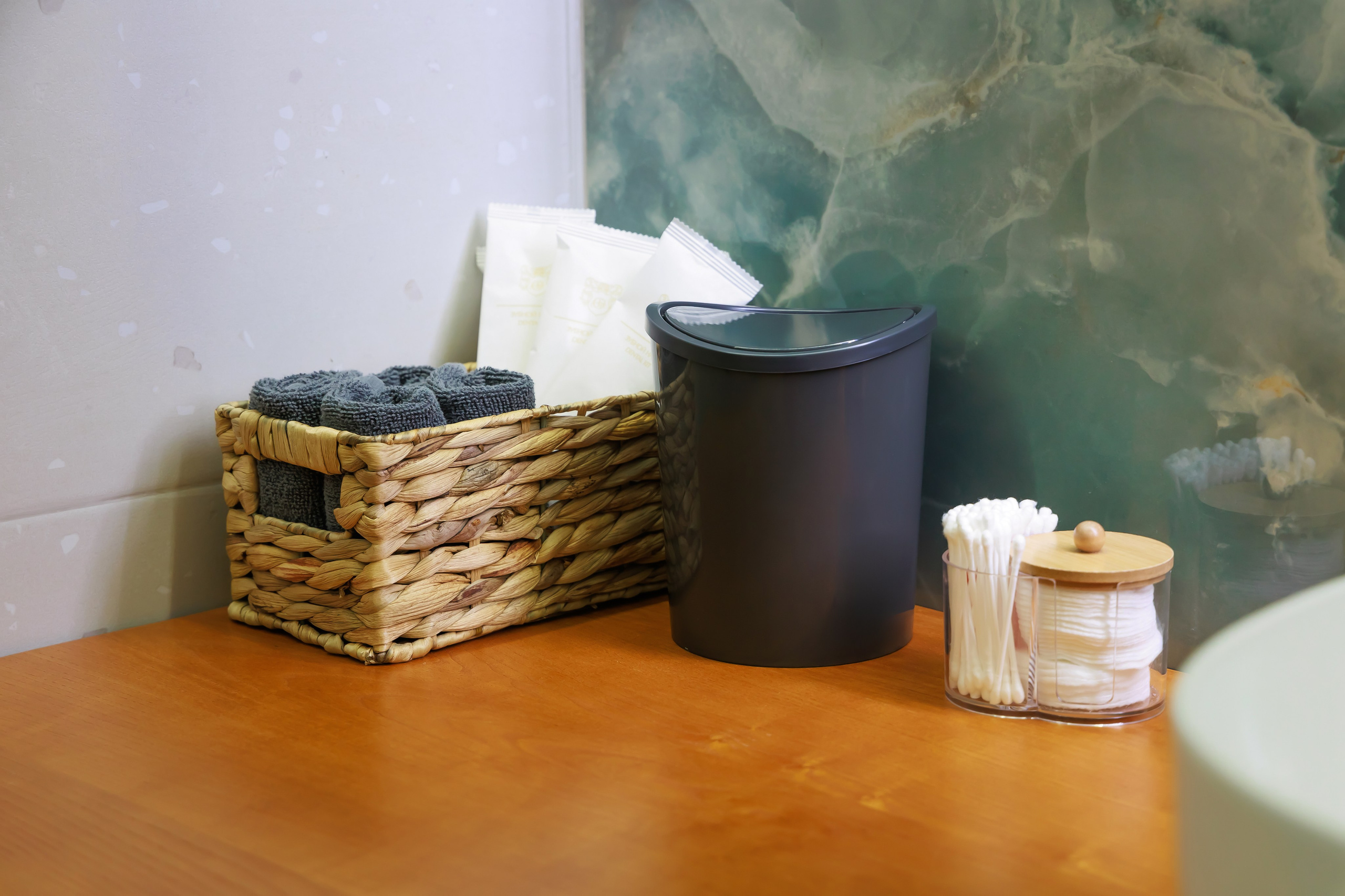 Интерьерная и рекламная съёмка. Свадебный и семейный фотограф в г. Майкопе (выезд по республике и краю)