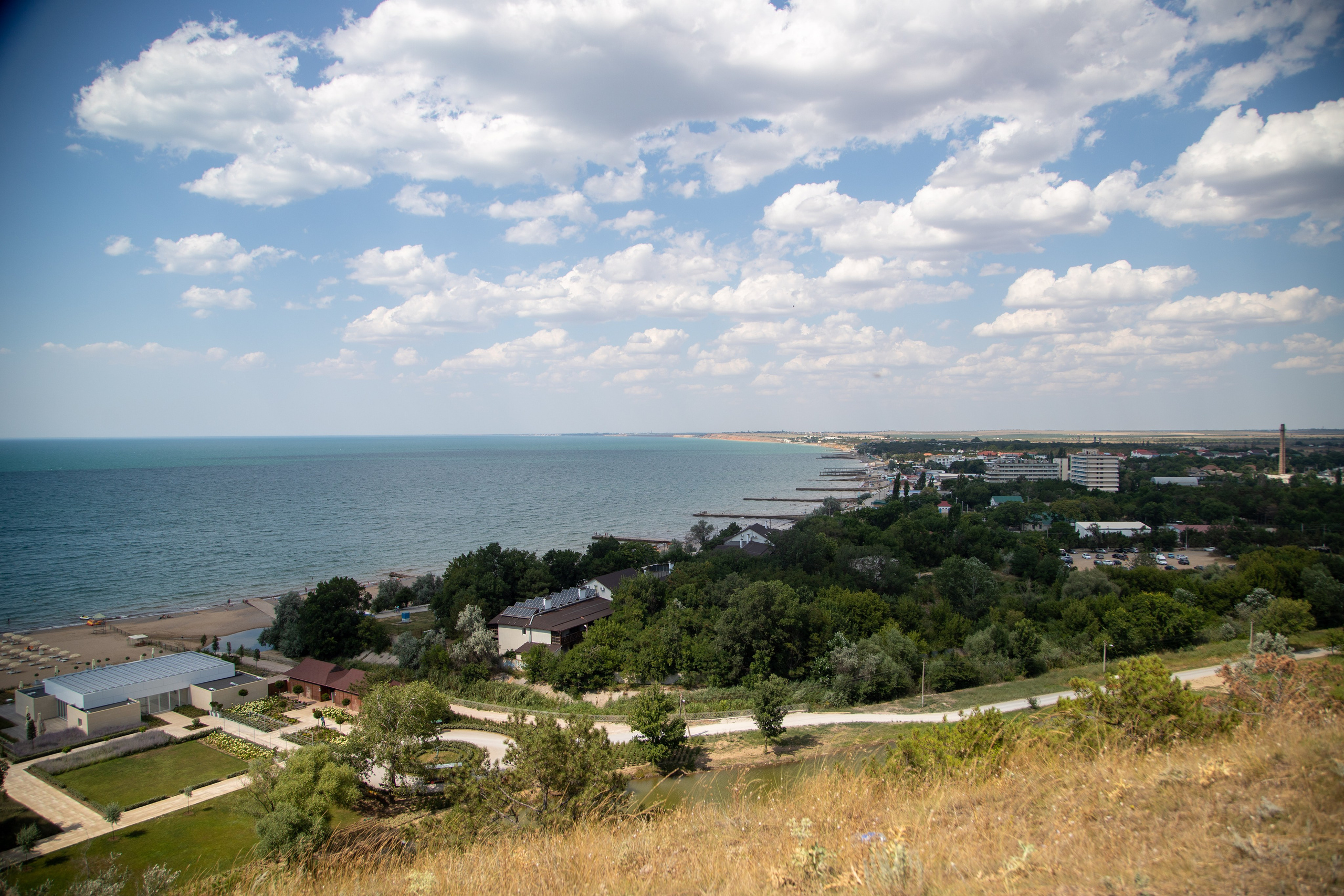 Фотографии природы Крыма из 2021 года. Море, холмы, закаты. Фотограф видеограф широкого профиля Денис Захаров